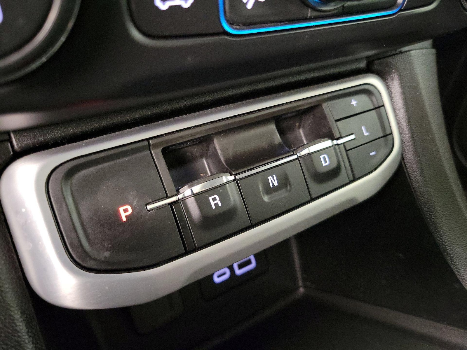 2020 GMC Acadia SLT - Photo 19