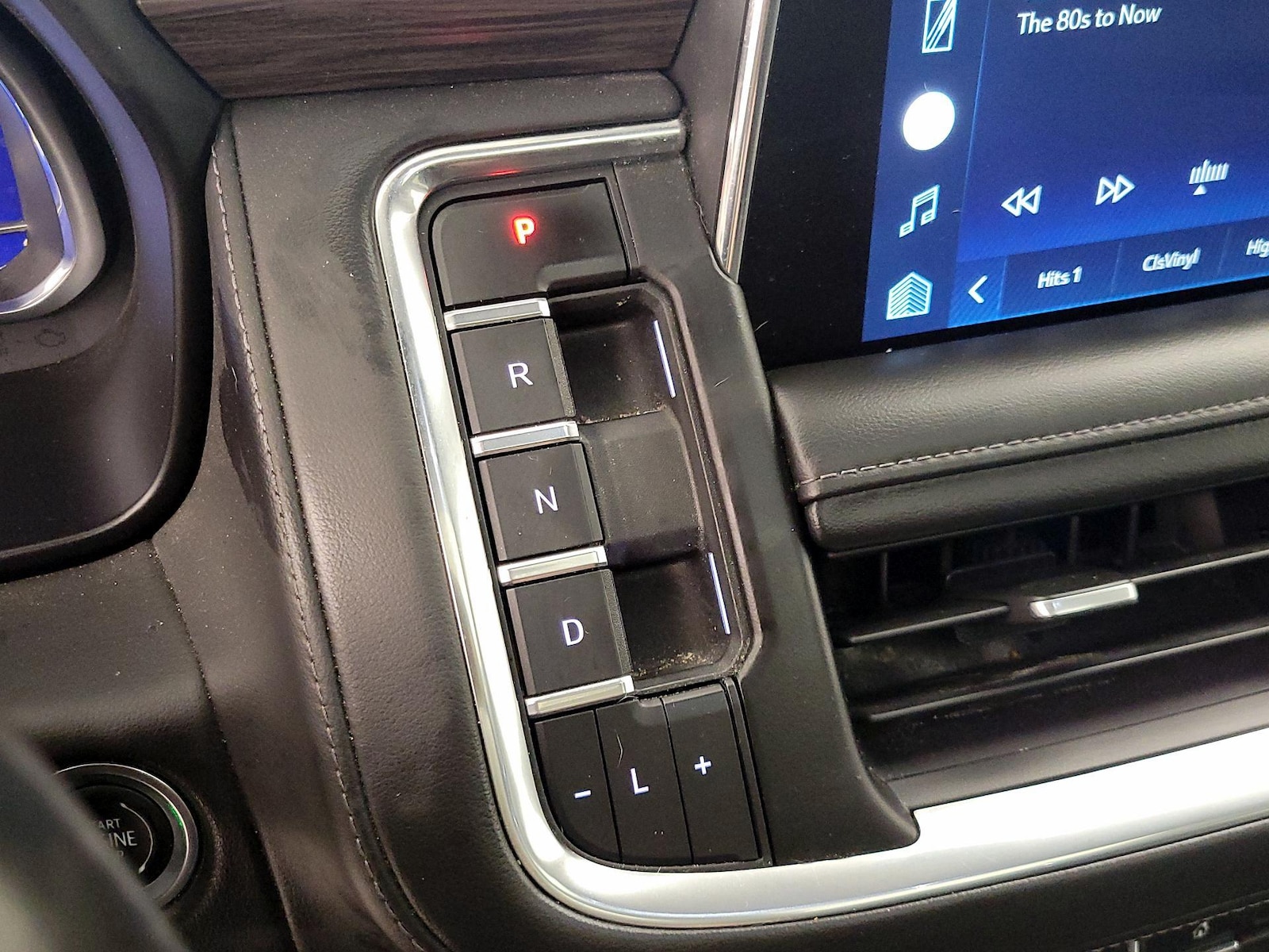 2022 Chevrolet Tahoe LT - Photo 18