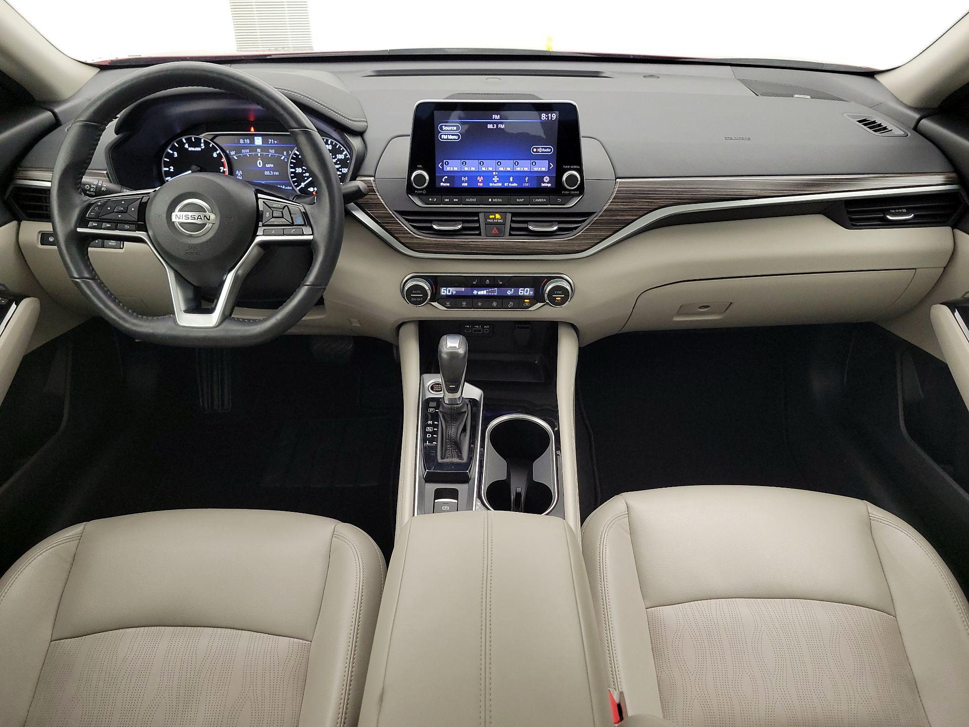 Thumbnail: 2020 Nissan Altima - 9