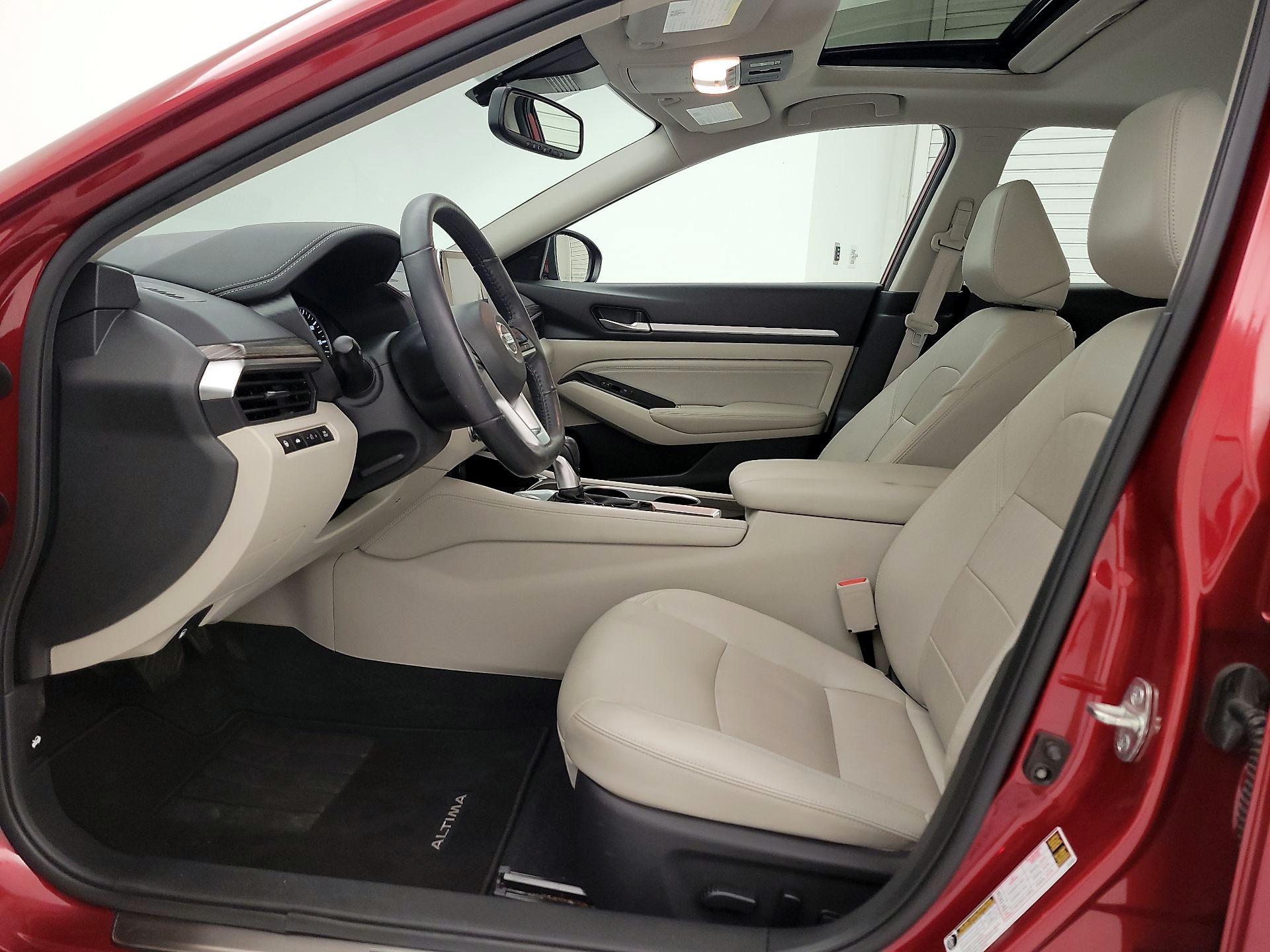 Thumbnail: 2020 Nissan Altima - 11