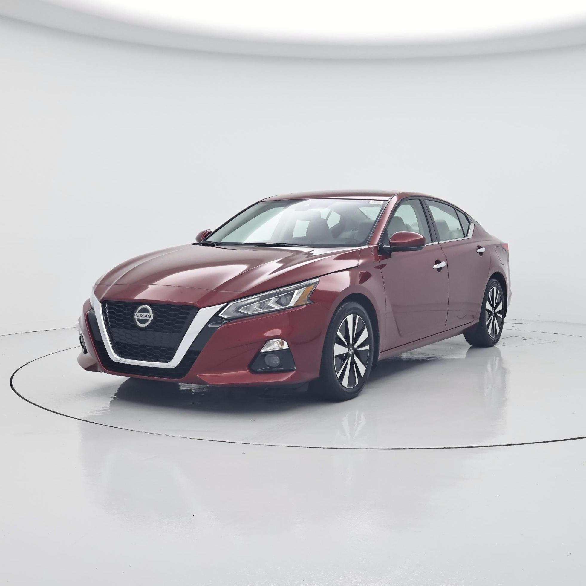 Thumbnail: 2020 Nissan Altima - 4