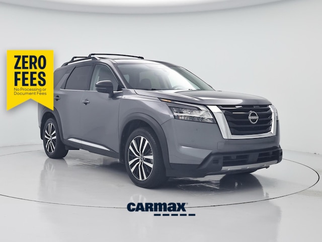 Gray 2024 Nissan Pathfinder Platinum 4WD SUV / Crossover All-Wheel Drive Automatic