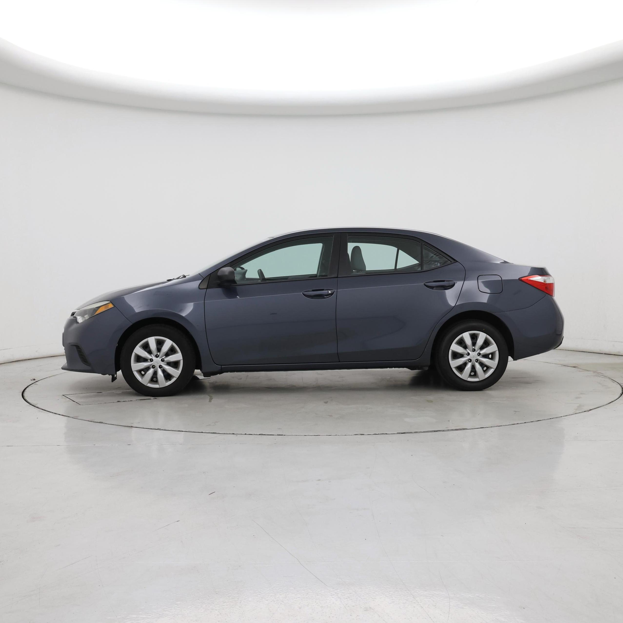 Thumbnail: 2014 Toyota Corolla - 3