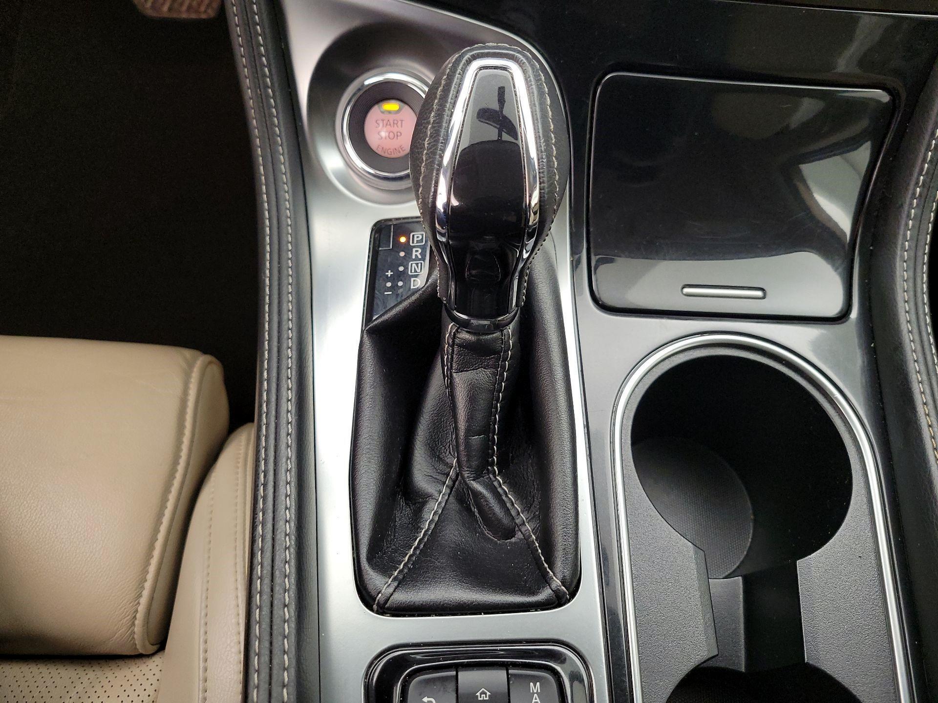 Thumbnail: 2016 Nissan Maxima - 18