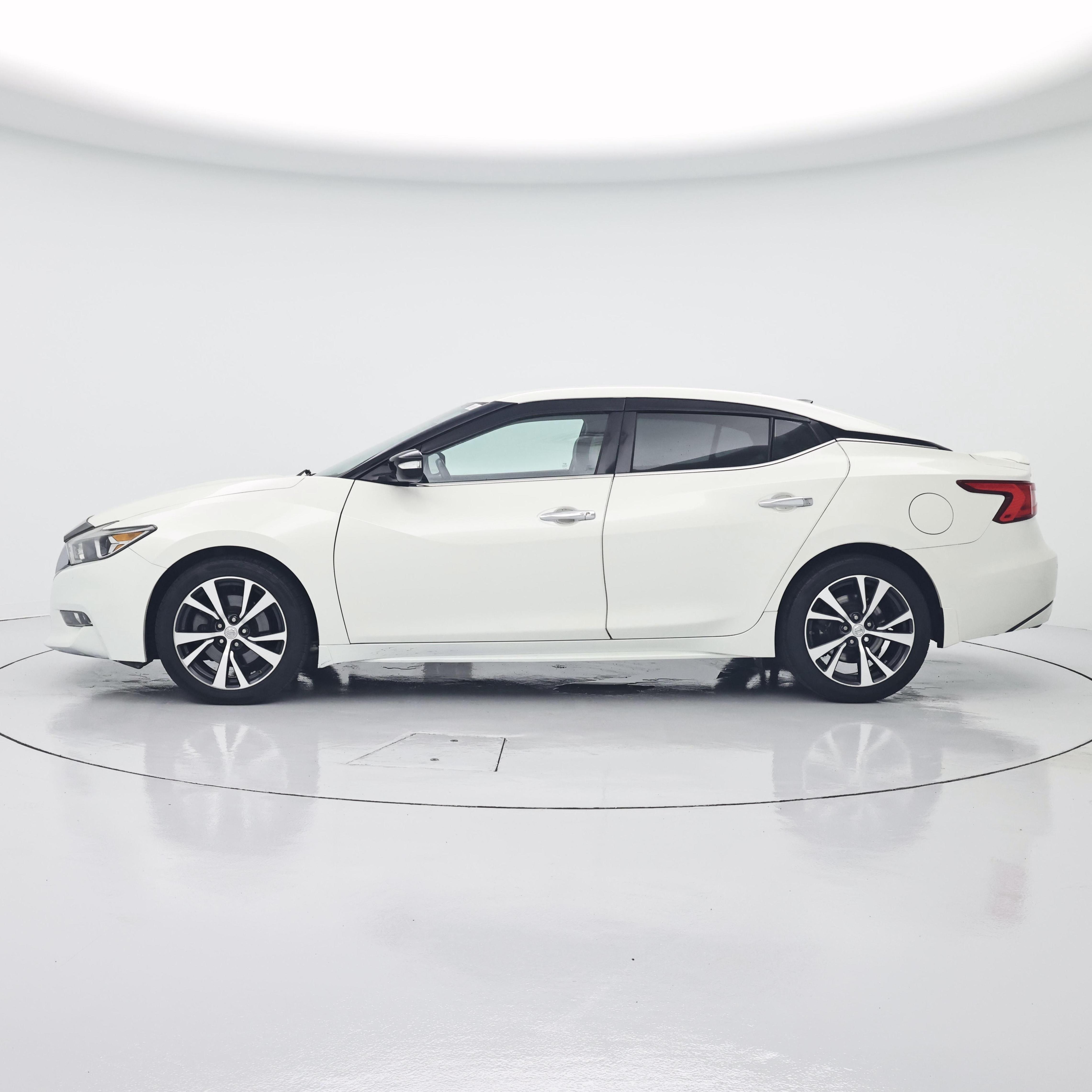 Thumbnail: 2016 Nissan Maxima - 3