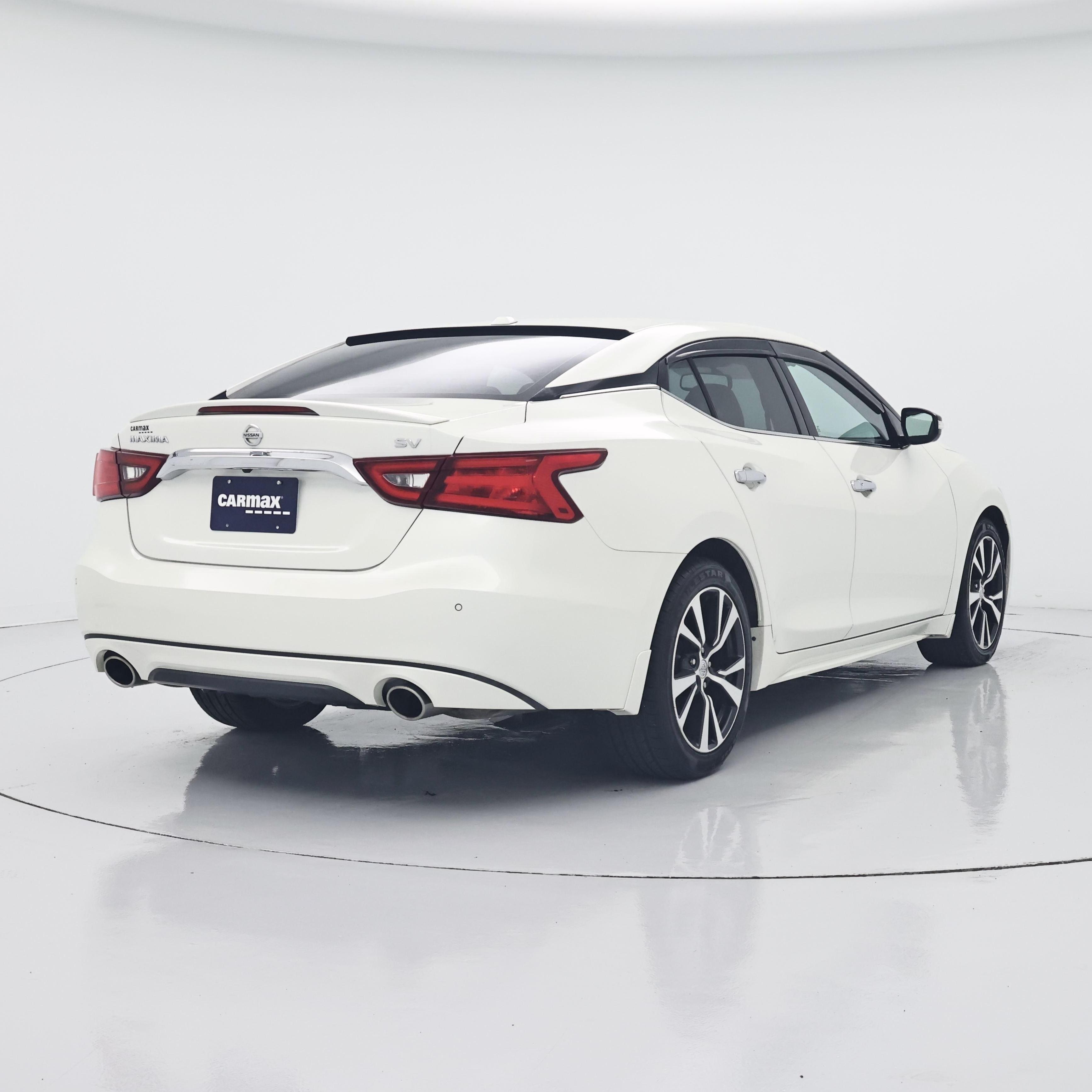 Thumbnail: 2016 Nissan Maxima - 8
