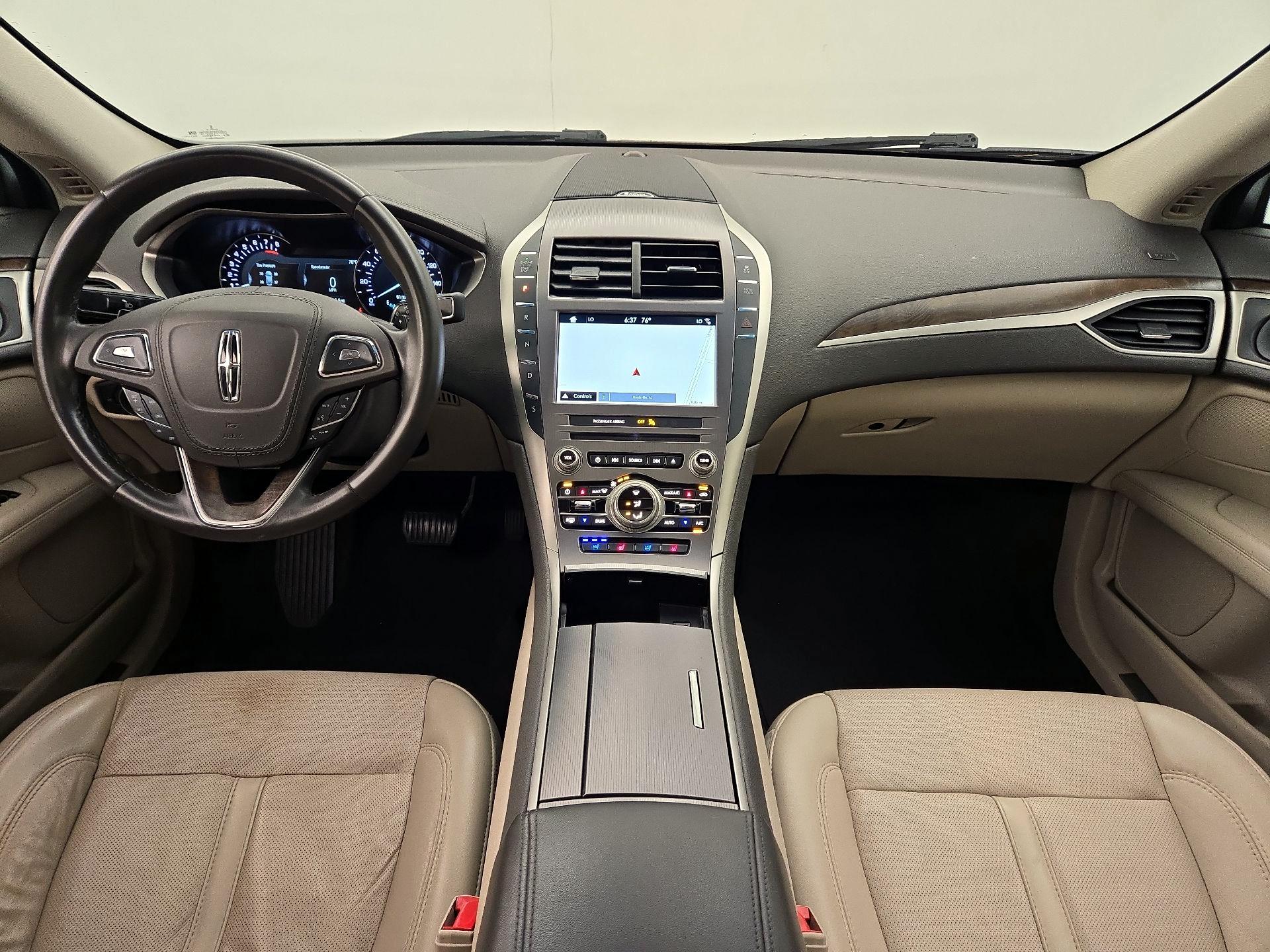 Thumbnail: 2018 Lincoln MKZ - 9