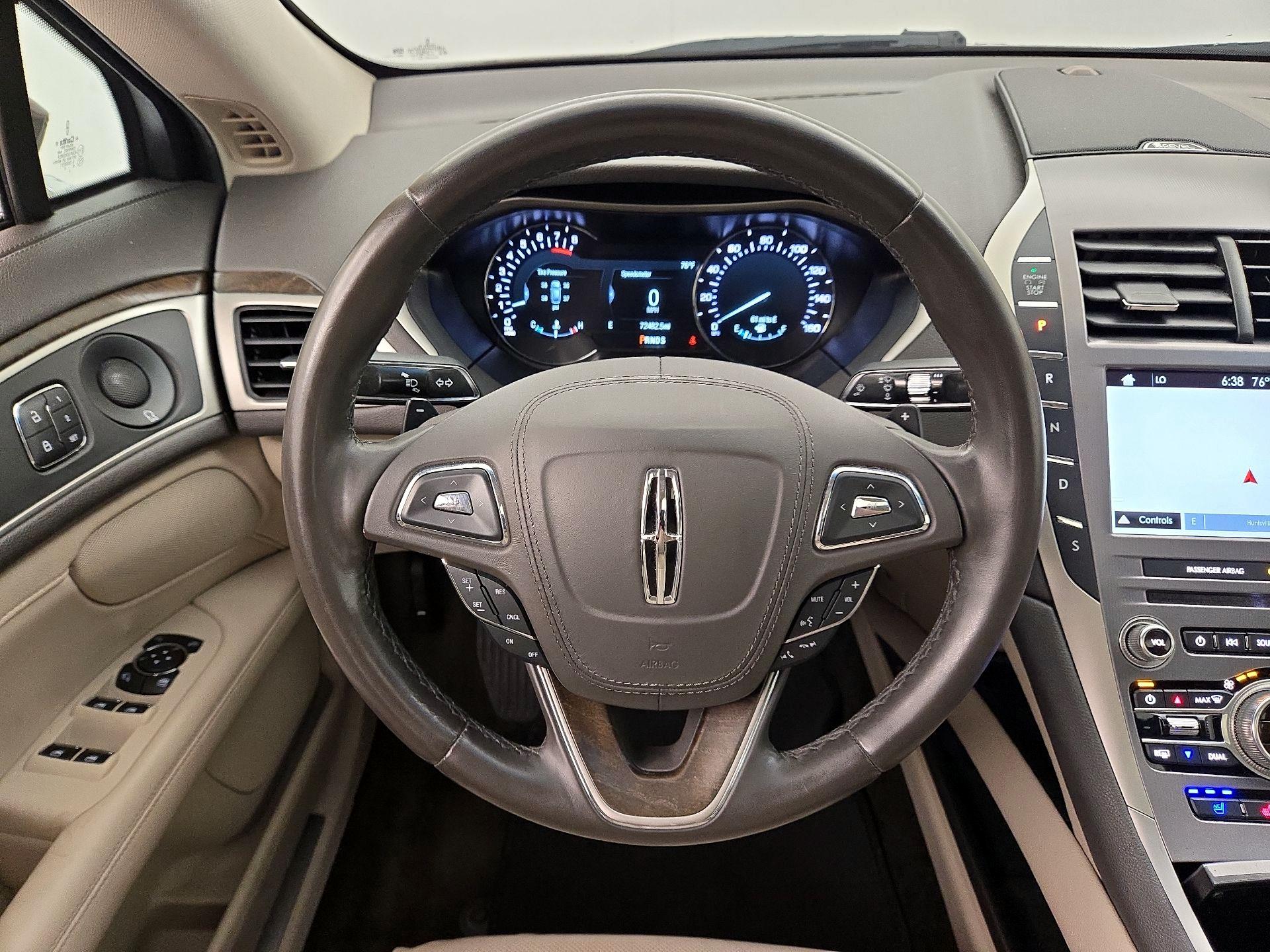 Thumbnail: 2018 Lincoln MKZ - 10