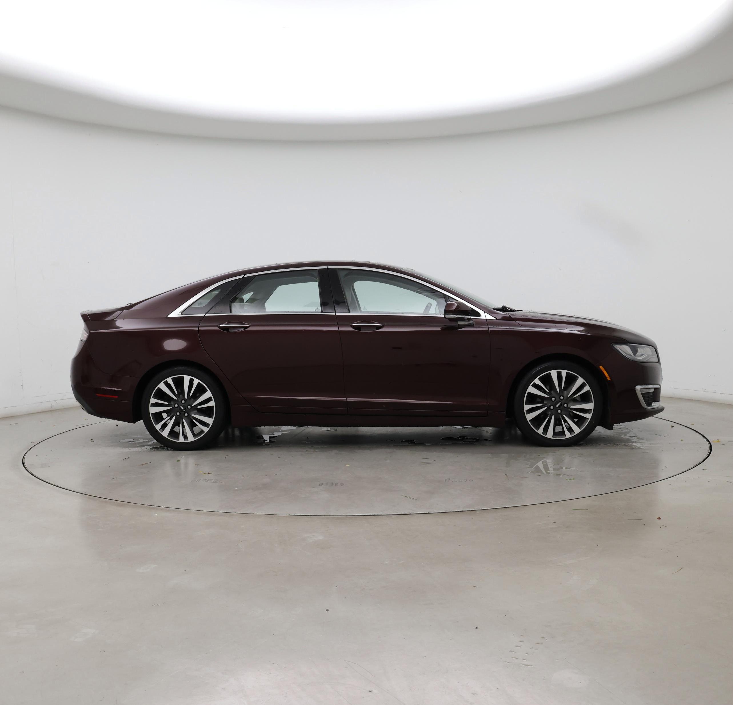 Thumbnail: 2018 Lincoln MKZ - 7