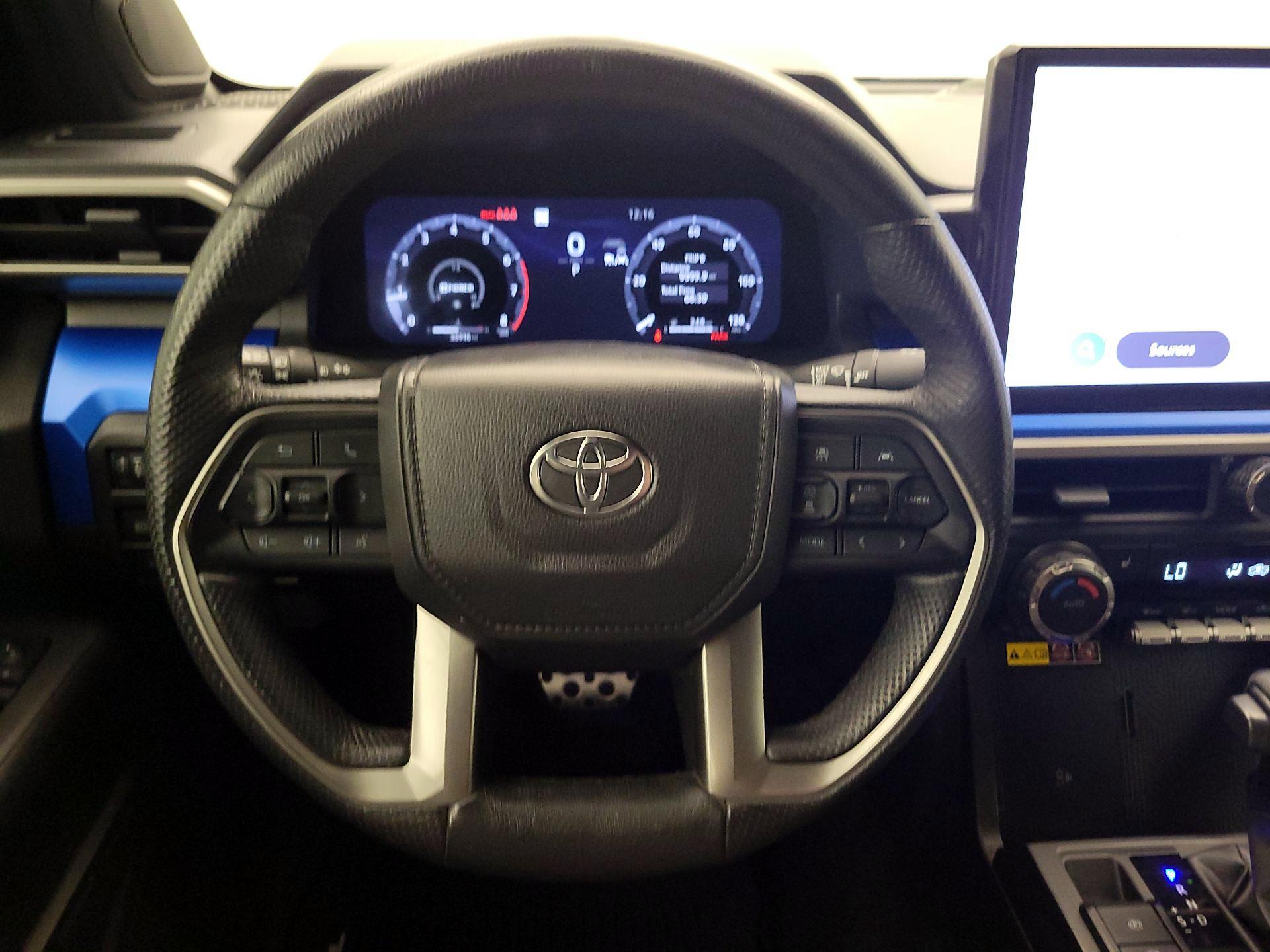 Thumbnail: 2024 Toyota Tacoma - 10