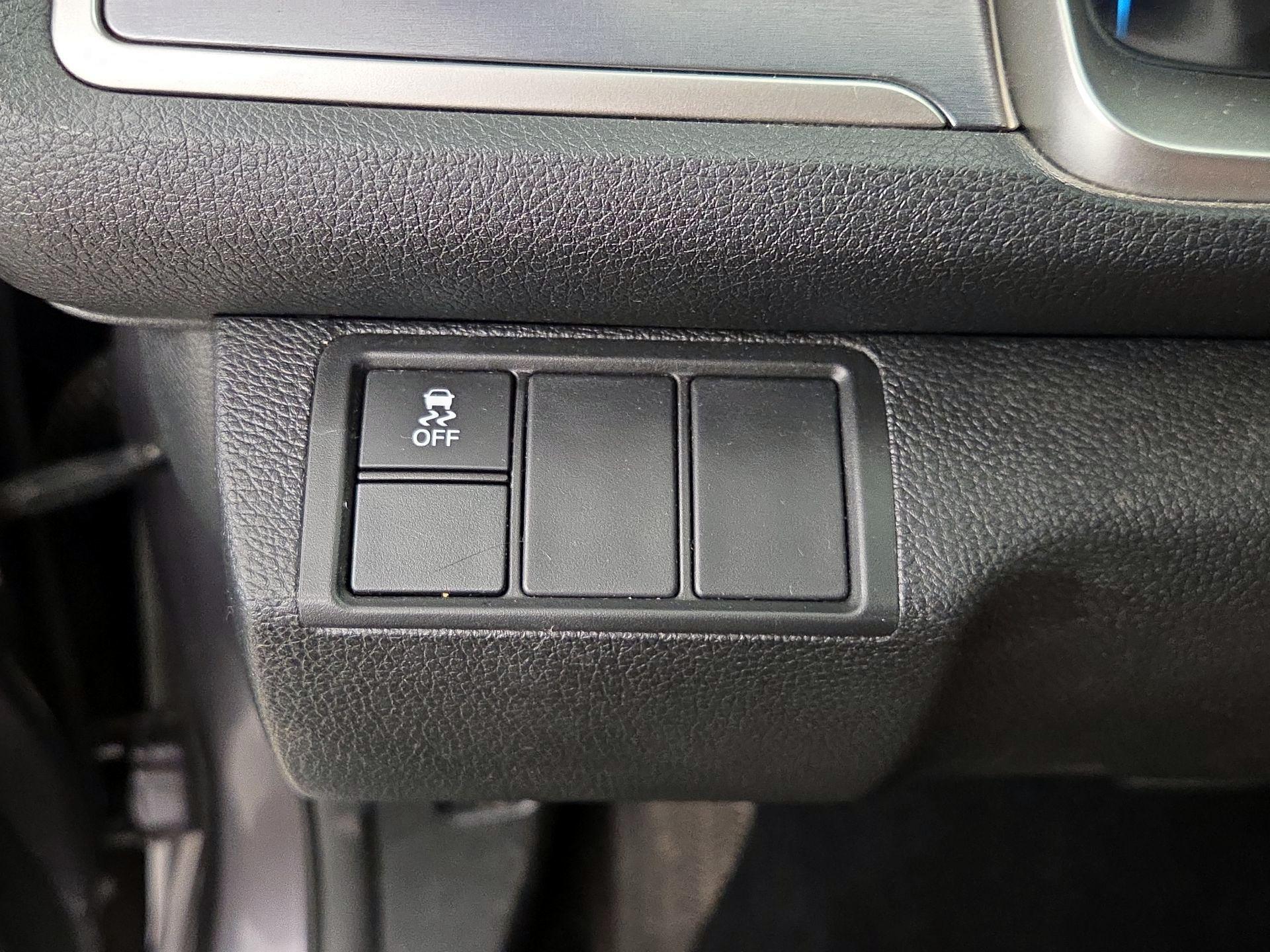 Thumbnail: 2016 Honda Civic - 13