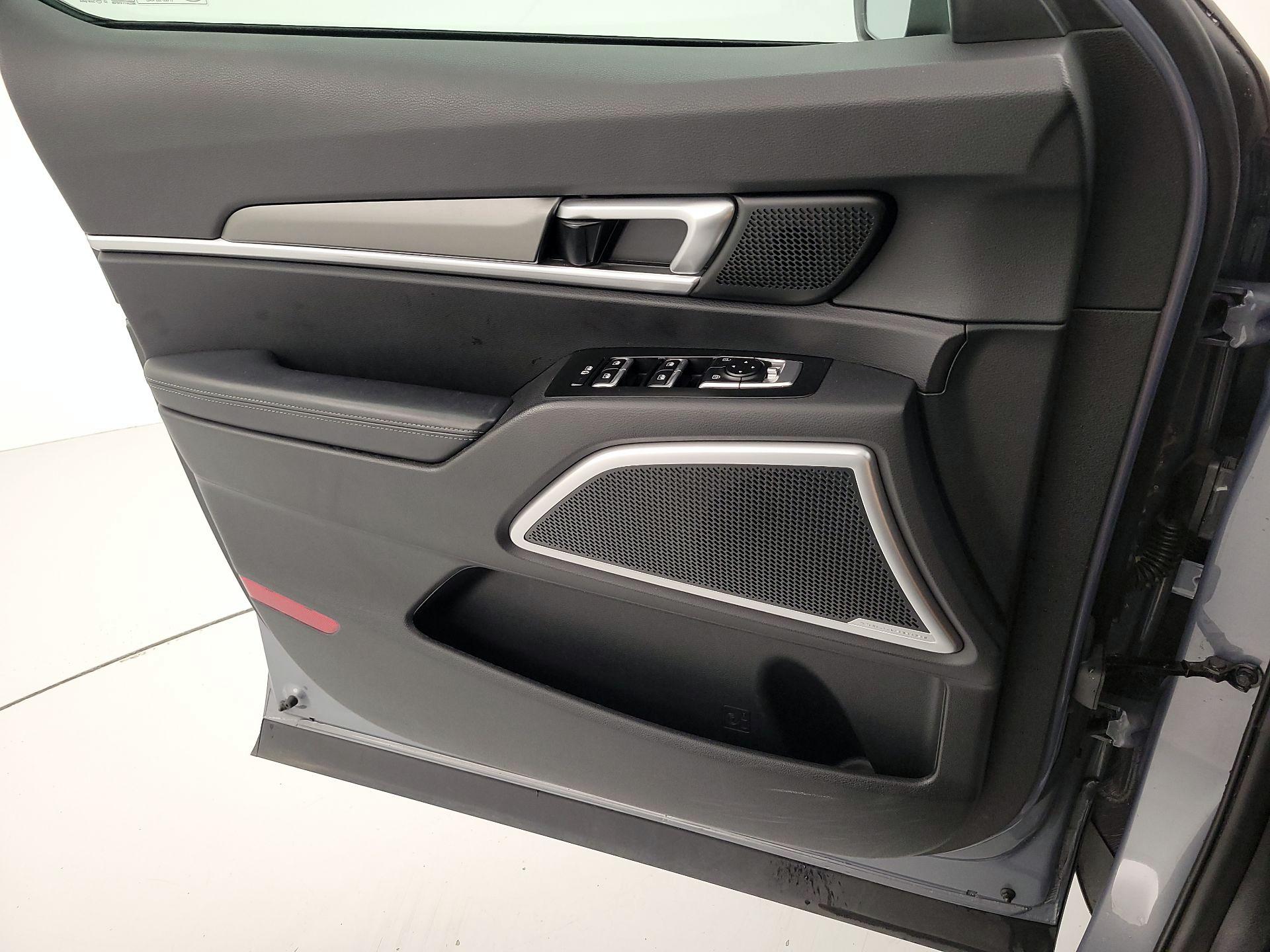 Thumbnail: 2021 Kia Telluride - 12