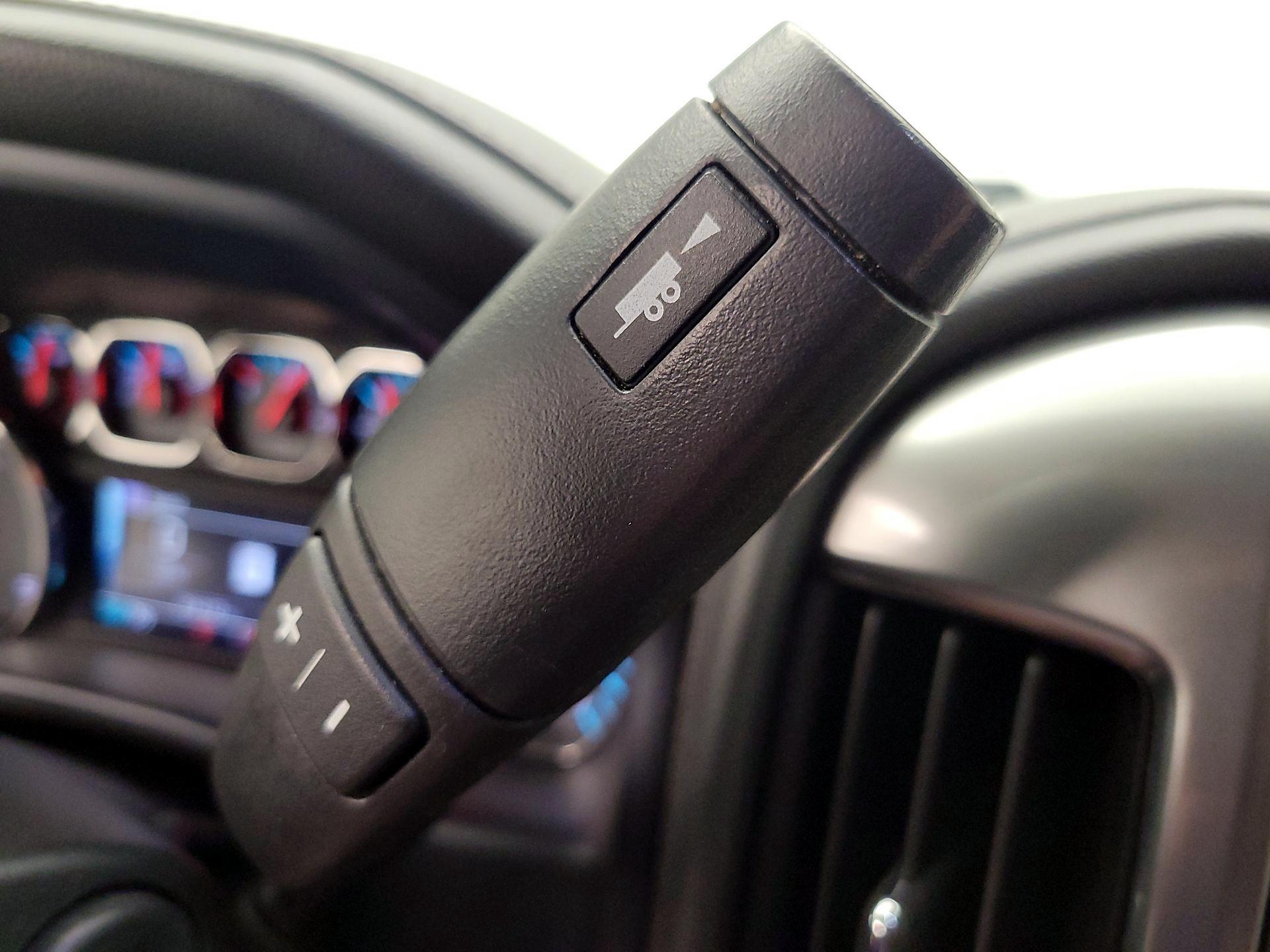 Thumbnail: 2019 Chevrolet Silverado 2500 - 18