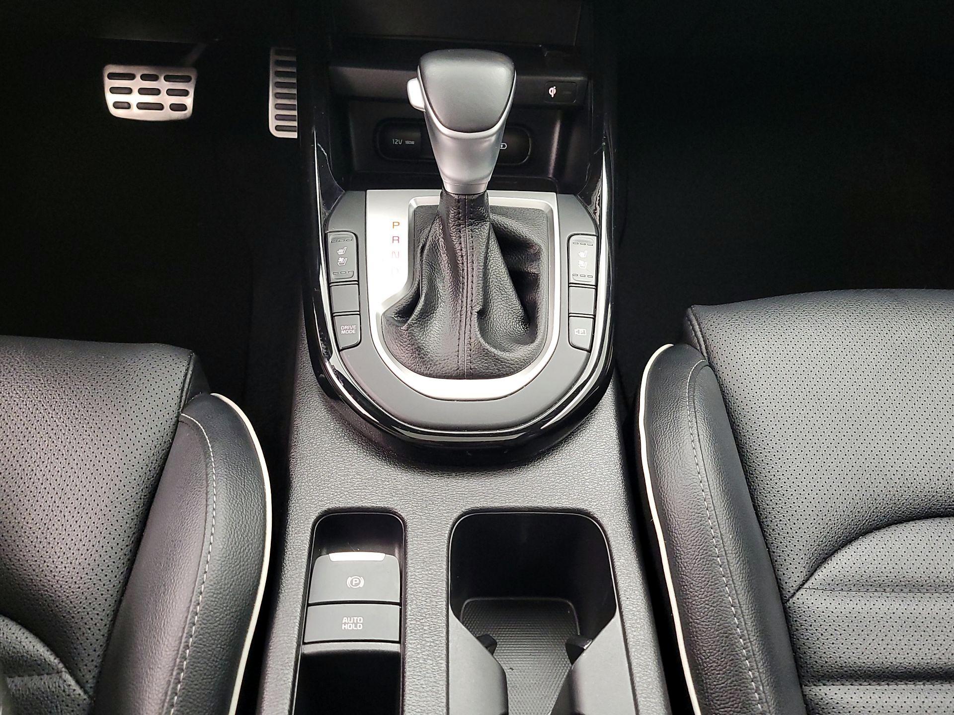 Thumbnail: 2022 Kia Forte - 18