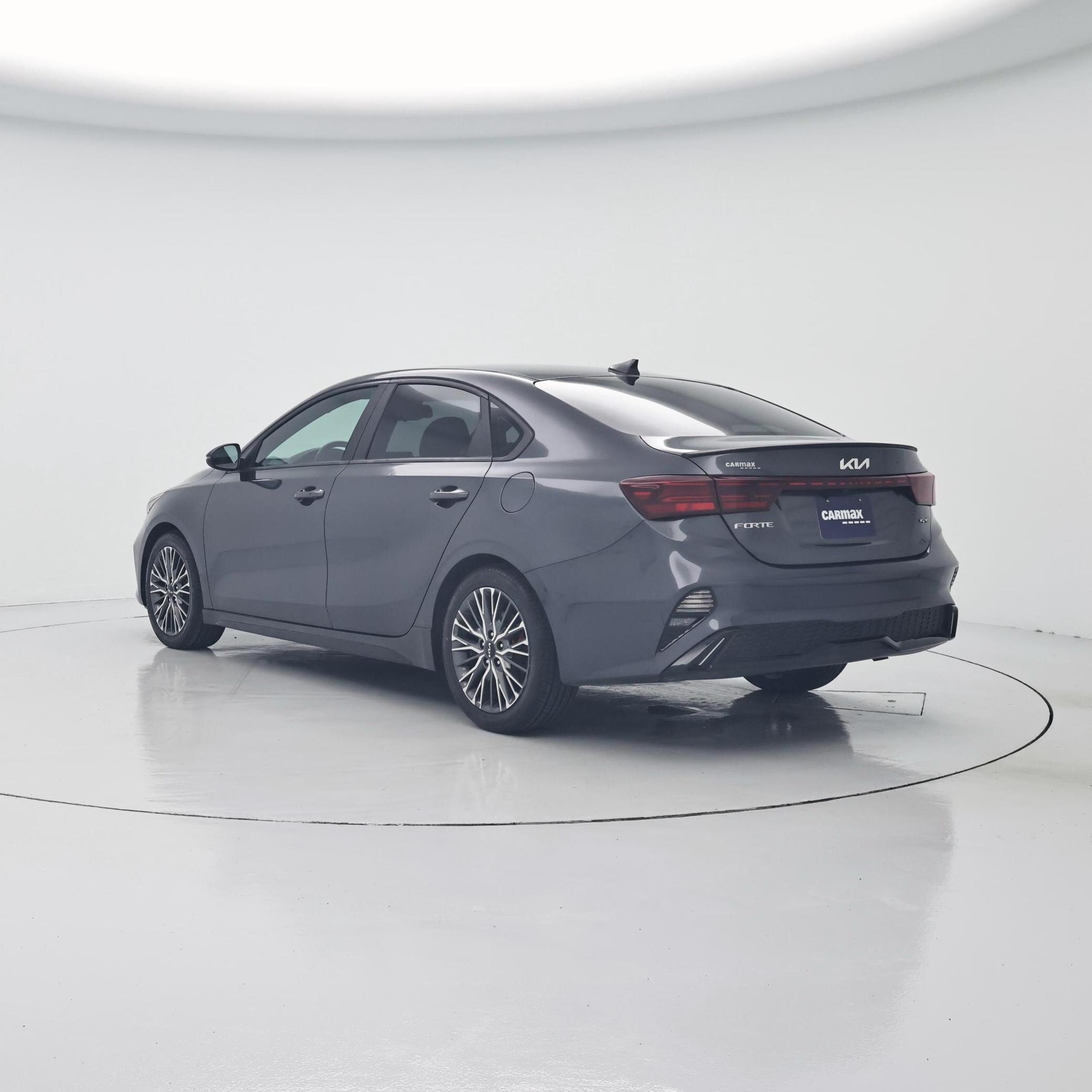 Thumbnail: 2022 Kia Forte - 2