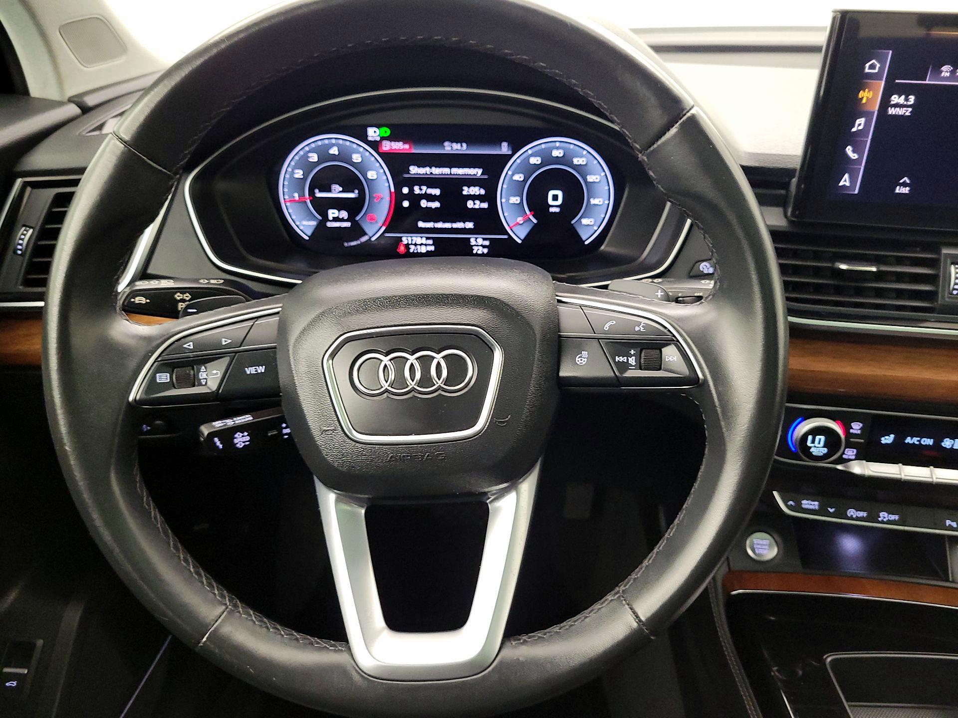 Thumbnail: 2023 Audi Q5 - 10