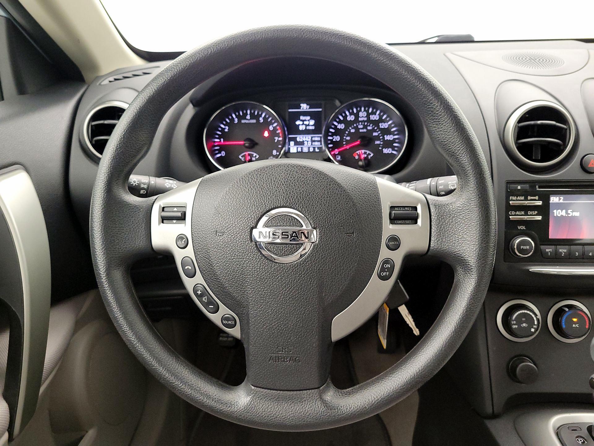 Thumbnail: 2015 Nissan Rogue - 10