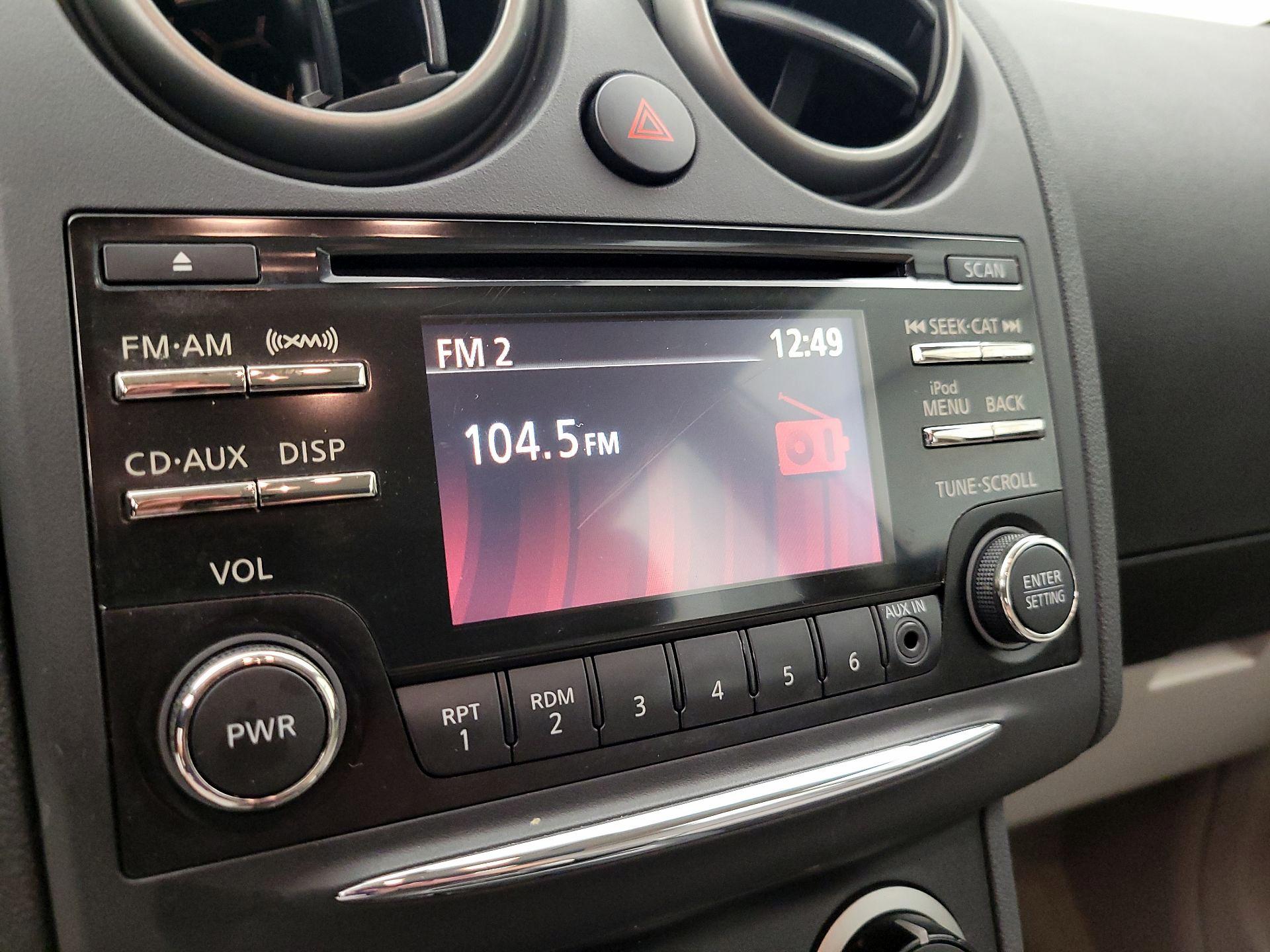 Thumbnail: 2015 Nissan Rogue - 15