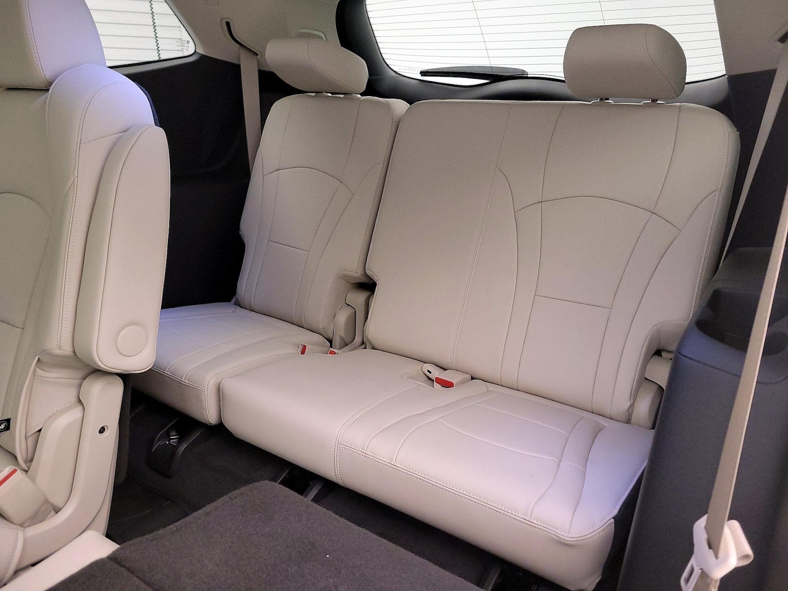 2022 Buick Enclave Premium - Photo 22