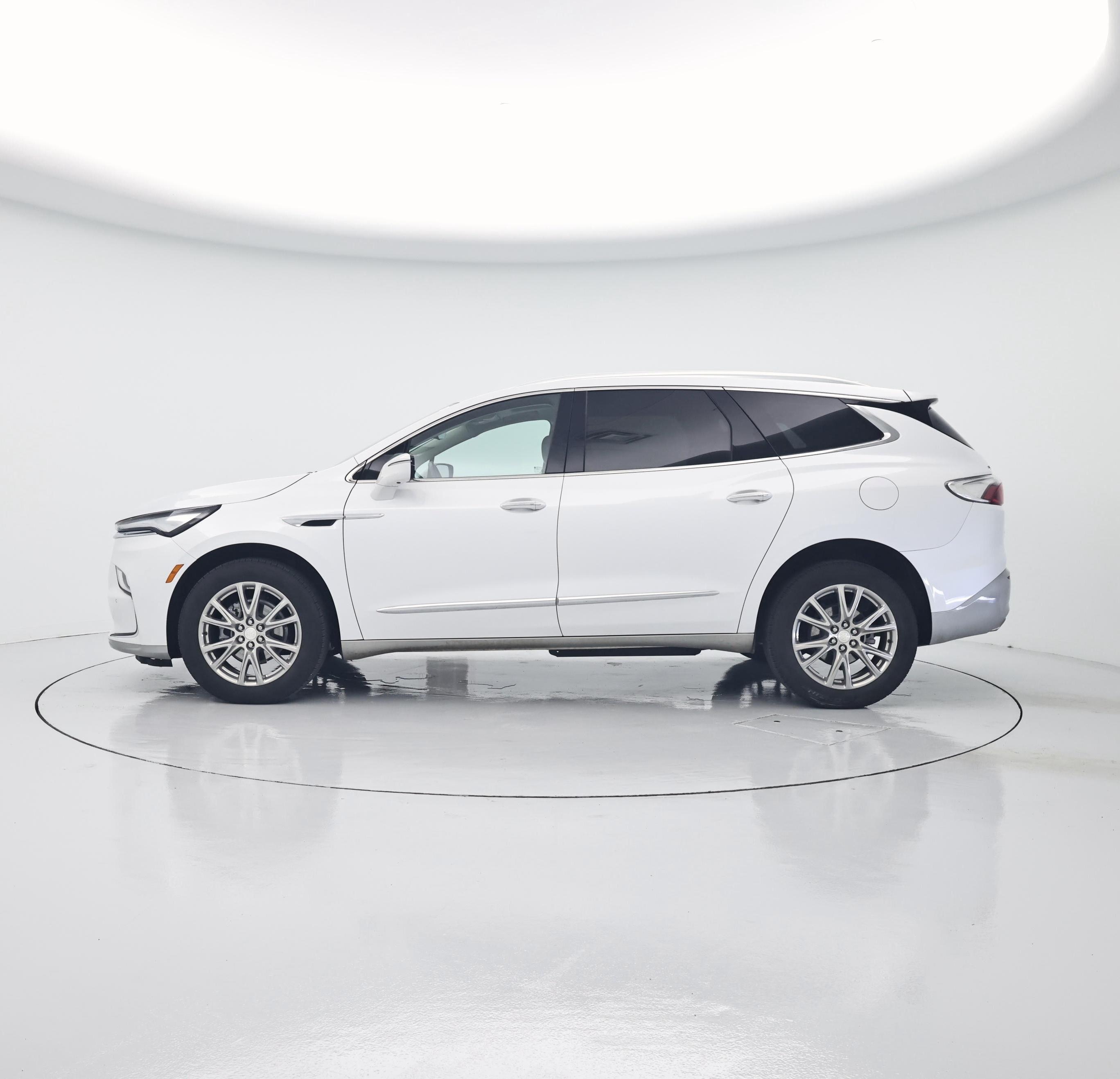 Thumbnail: 2022 Buick Enclave - 3