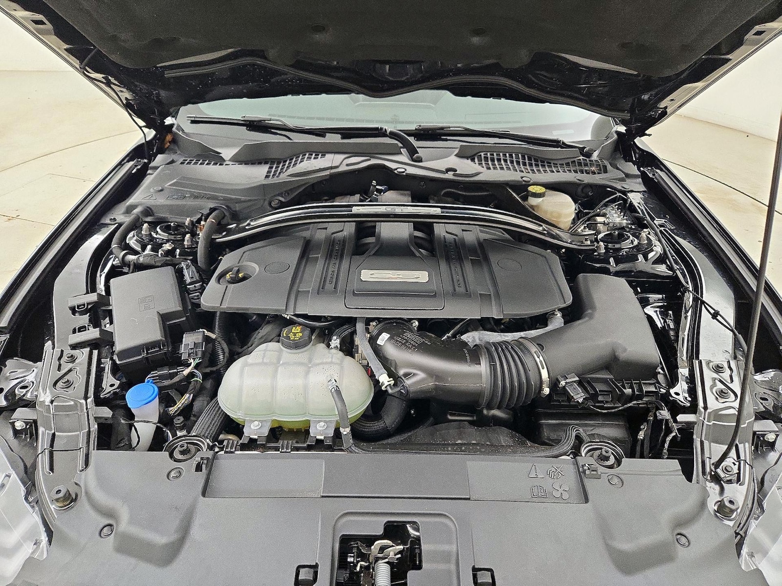 2021 Ford Mustang GT Premium - Photo 19