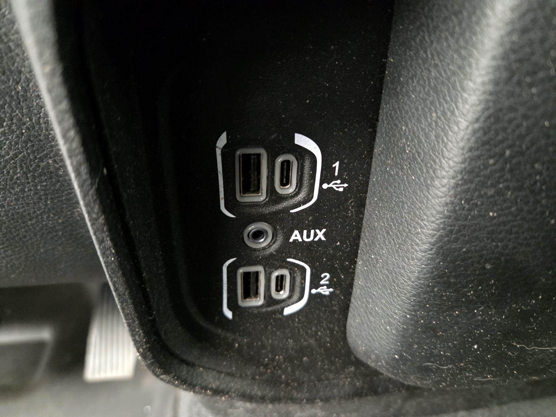 Thumbnail: 2021 RAM 1500 - 18