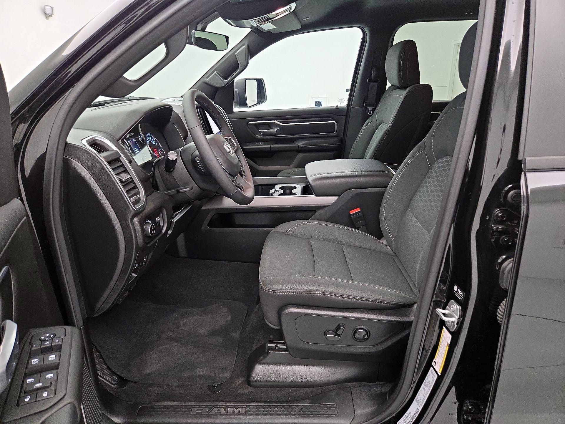 Thumbnail: 2025 RAM 1500 - 11