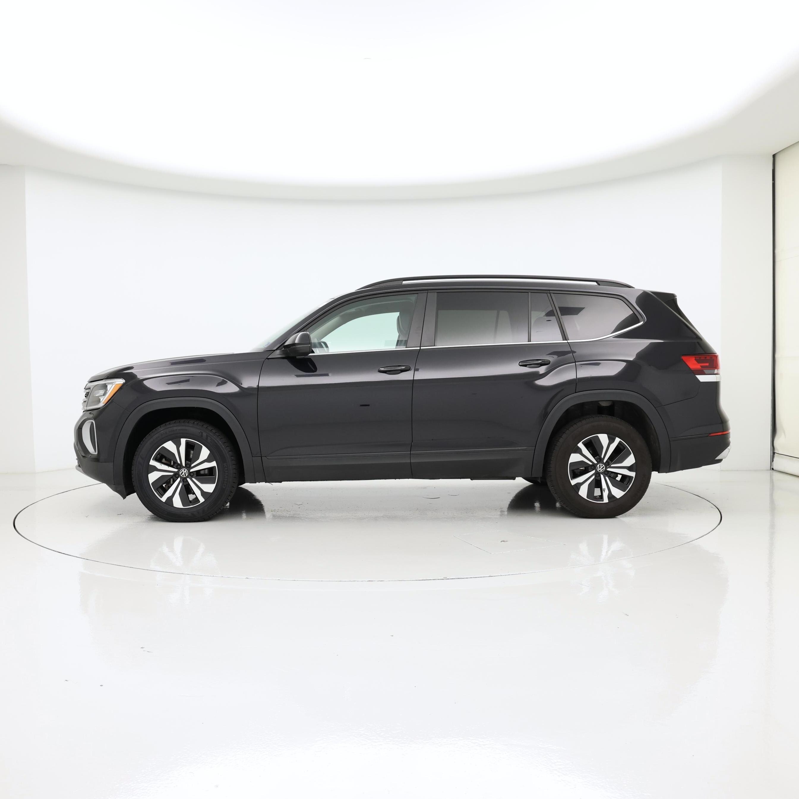 Thumbnail: 2024 Volkswagen Atlas - 3