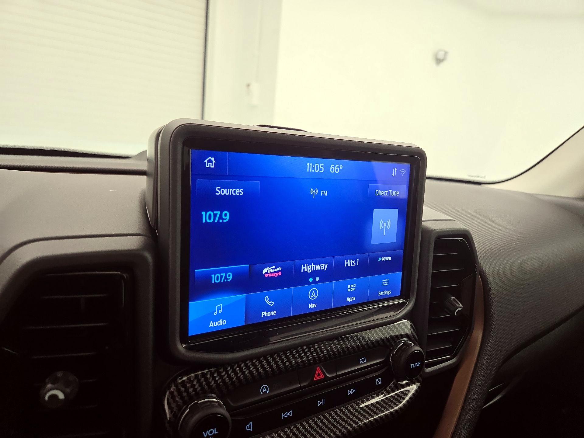 Thumbnail: 2022 Ford Bronco Sport - 16