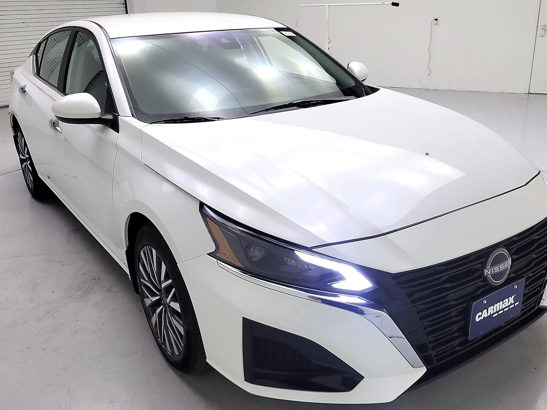 Thumbnail: 2023 Nissan Altima - 1