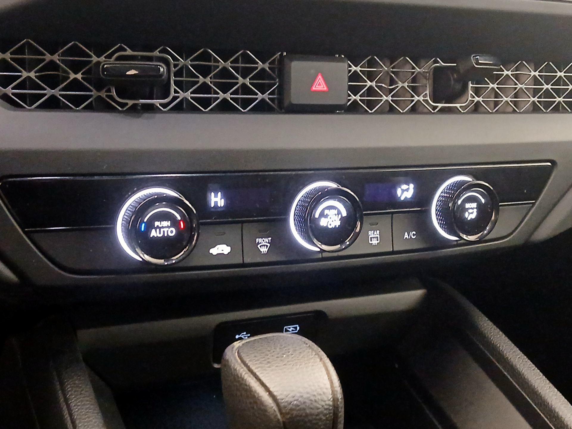 Thumbnail: 2023 Honda Accord - 16