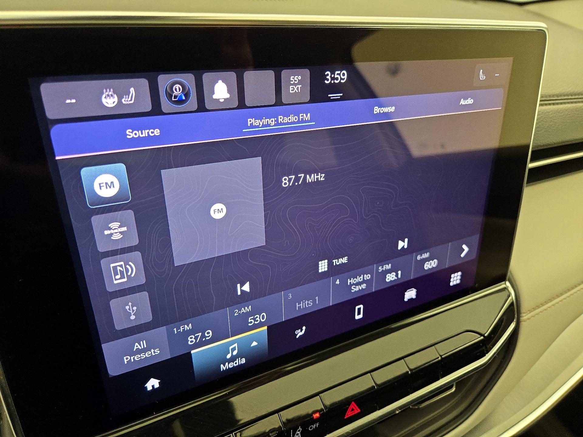 Thumbnail: 2022 Jeep Compass - 15