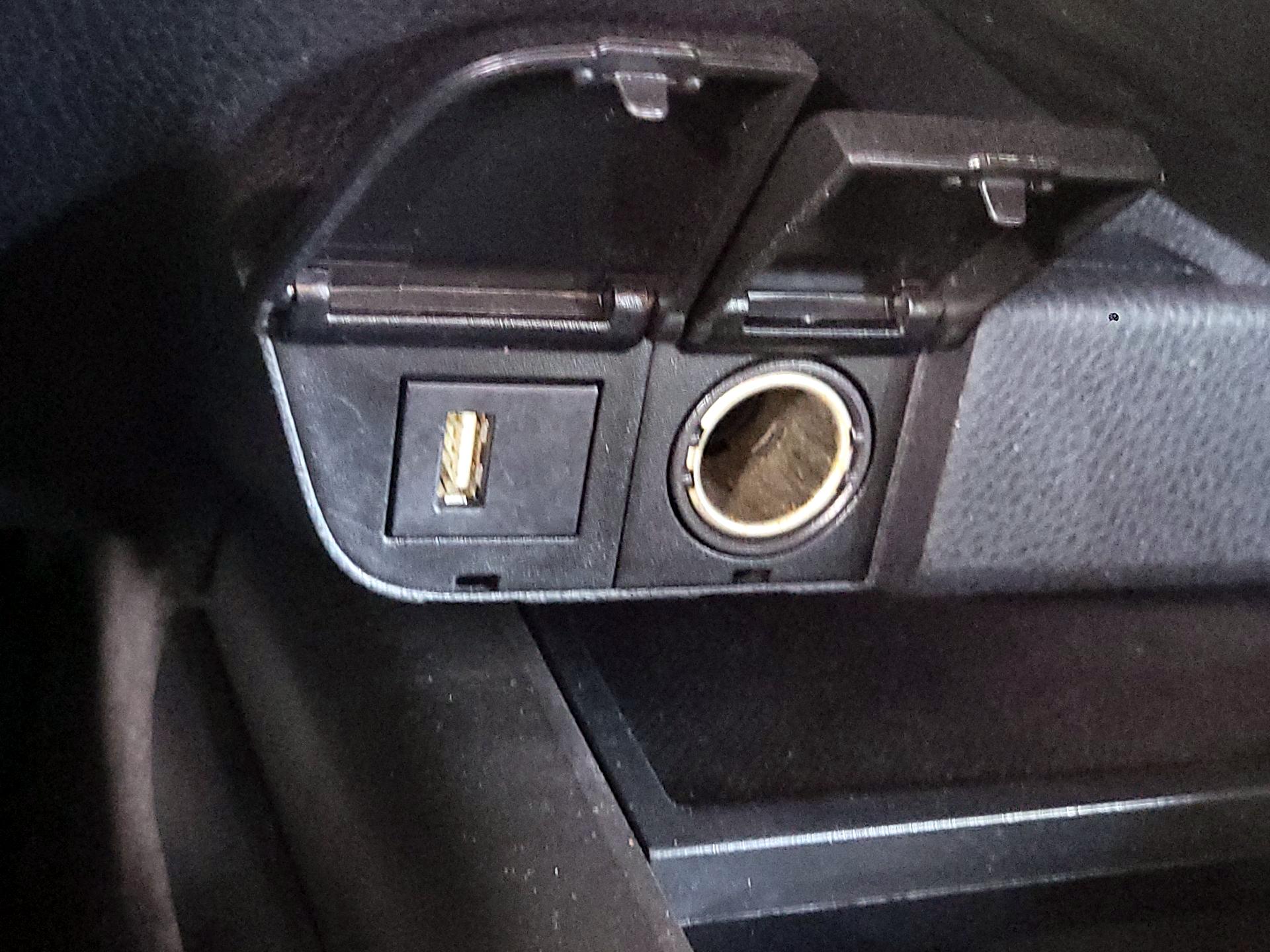 Thumbnail: 2024 Toyota Camry - 18