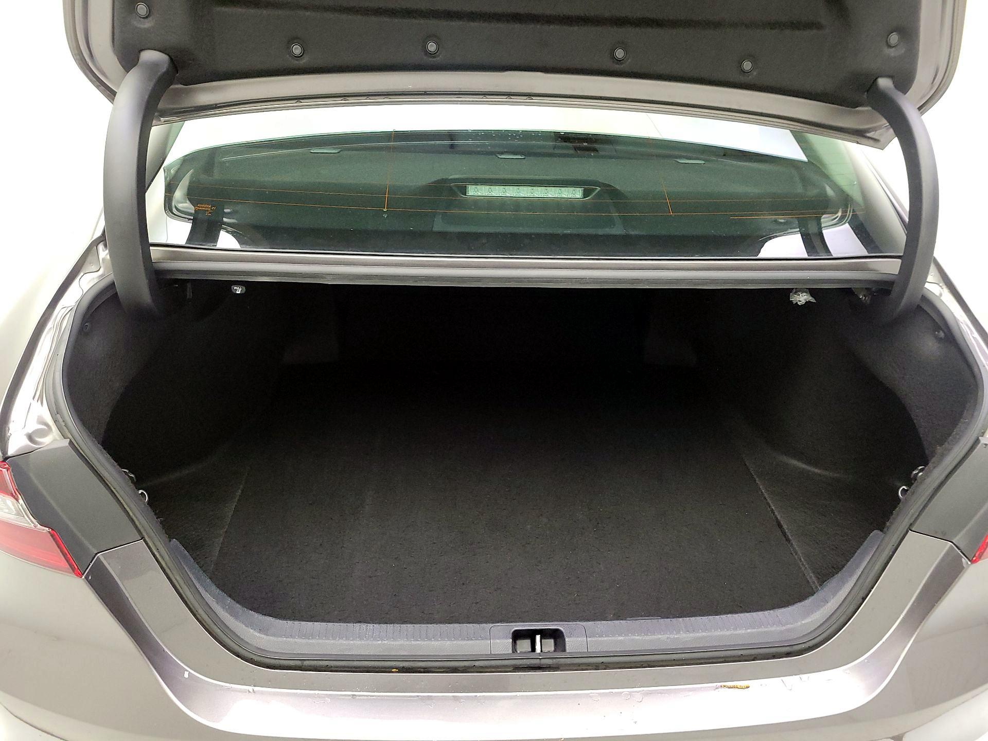 Thumbnail: 2024 Toyota Camry - 20