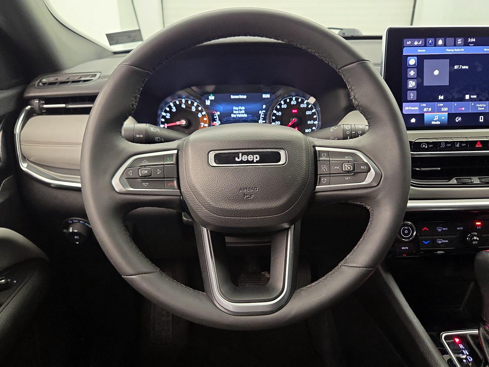 Thumbnail: 2023 Jeep Compass - 10