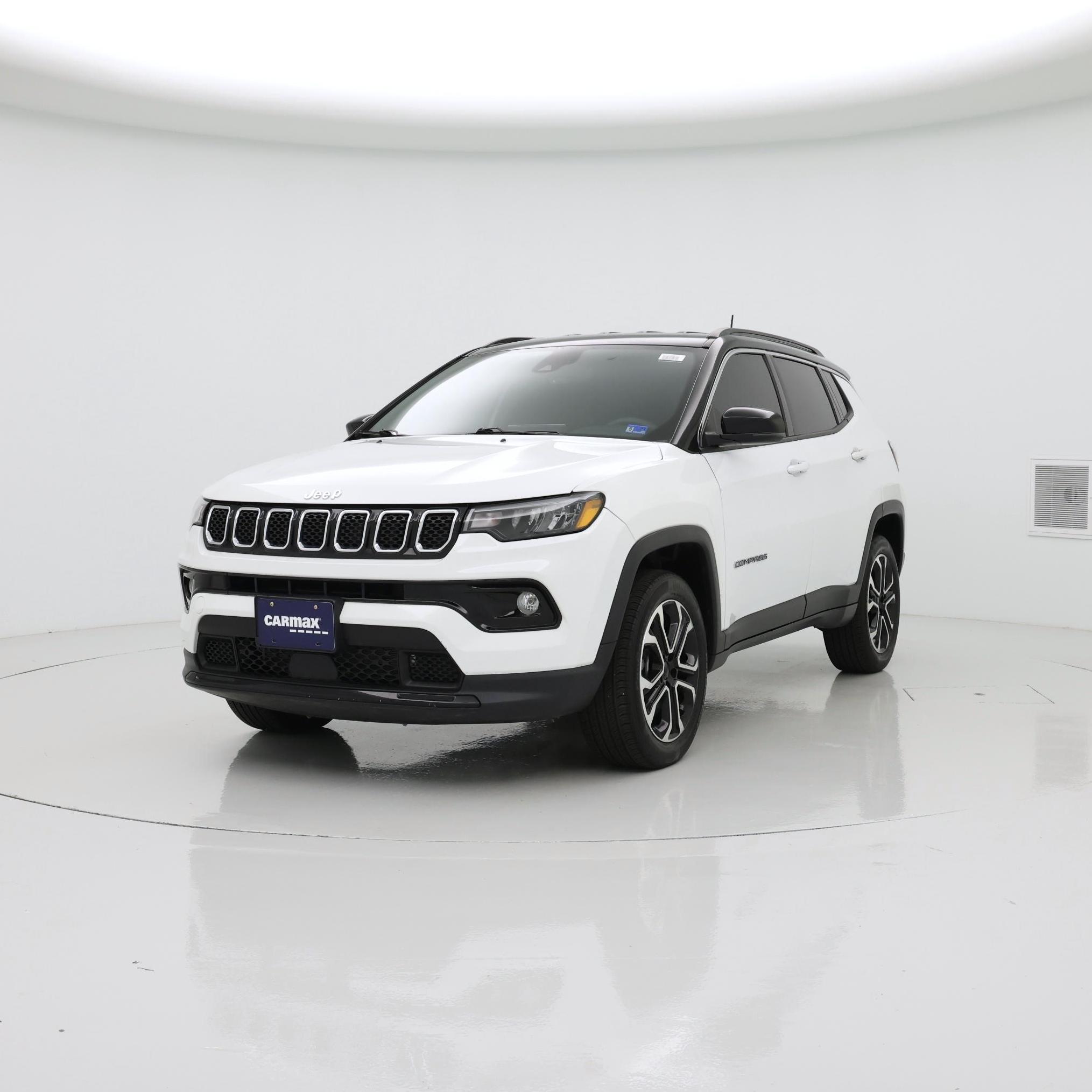 Thumbnail: 2023 Jeep Compass - 4