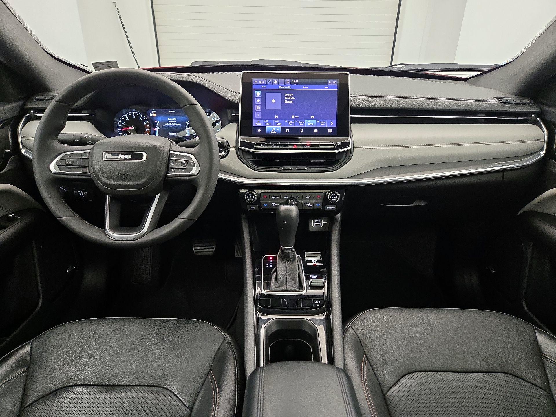 Thumbnail: 2023 Jeep Compass - 9