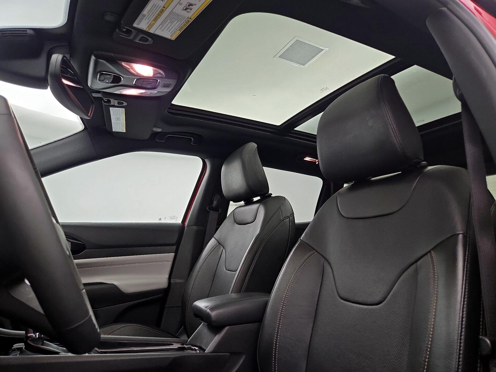 Thumbnail: 2023 Jeep Compass - 19