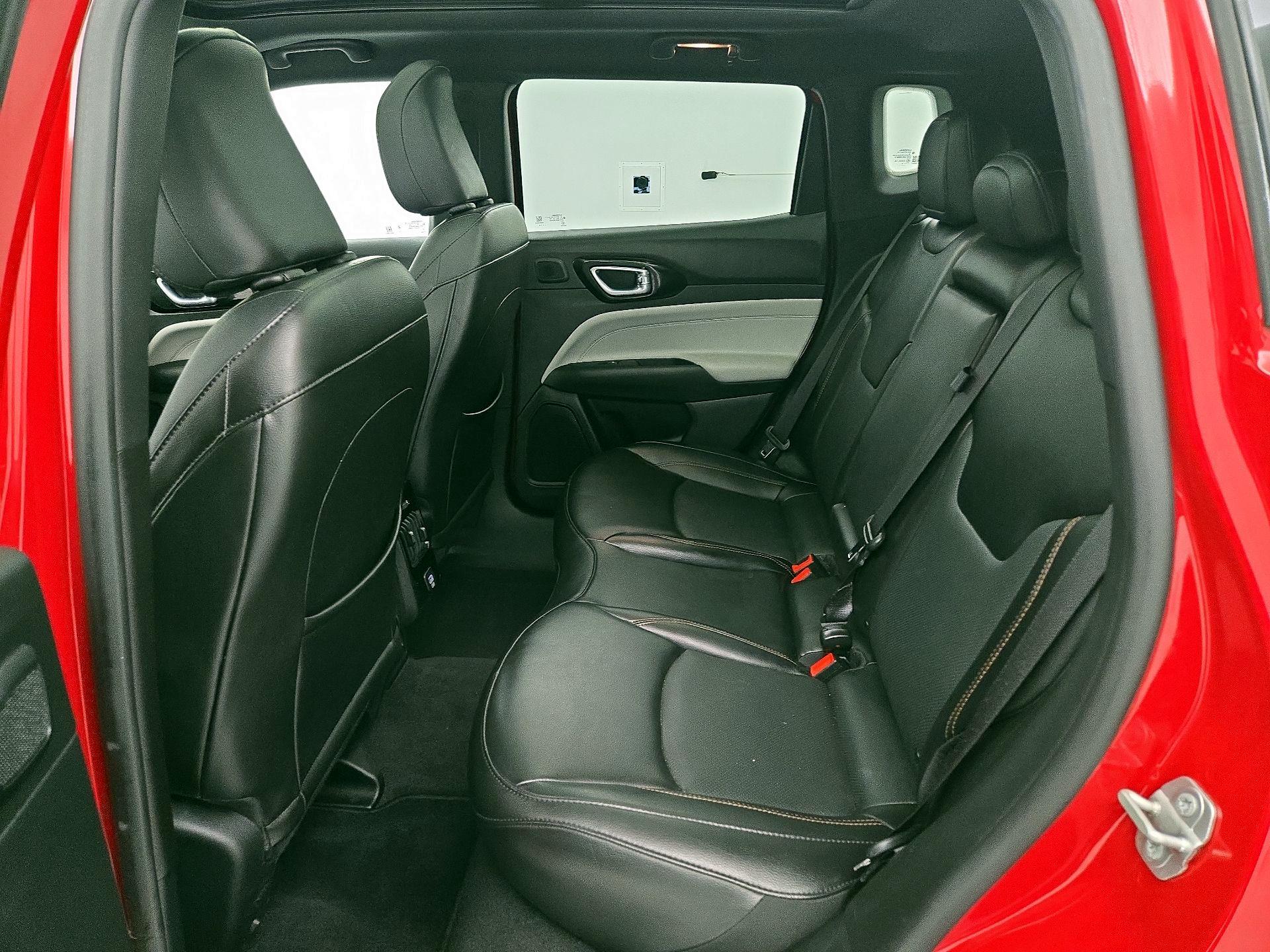 Thumbnail: 2023 Jeep Compass - 20