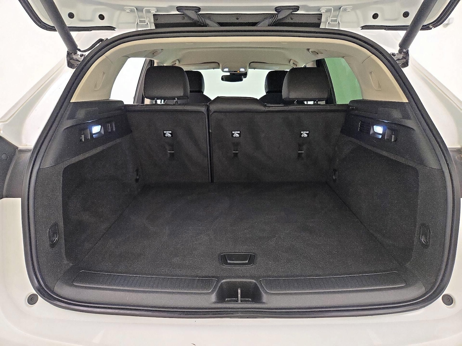 2023 Buick Envision Essence - Photo 15