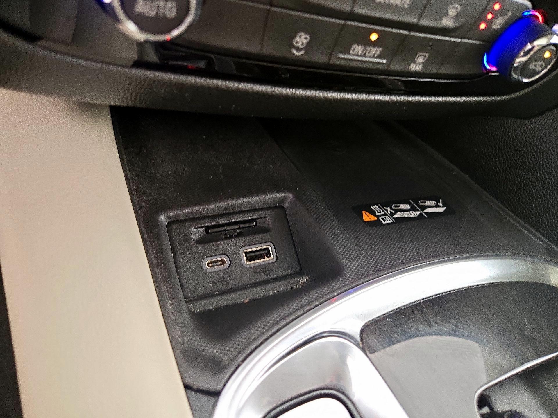 Thumbnail: 2022 Buick Enclave - 19