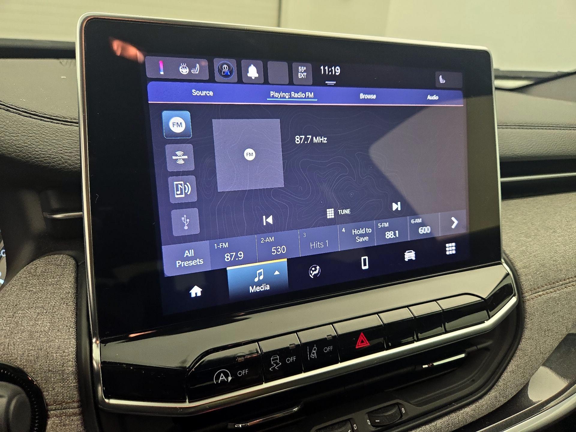 Thumbnail: 2023 Jeep Compass - 15