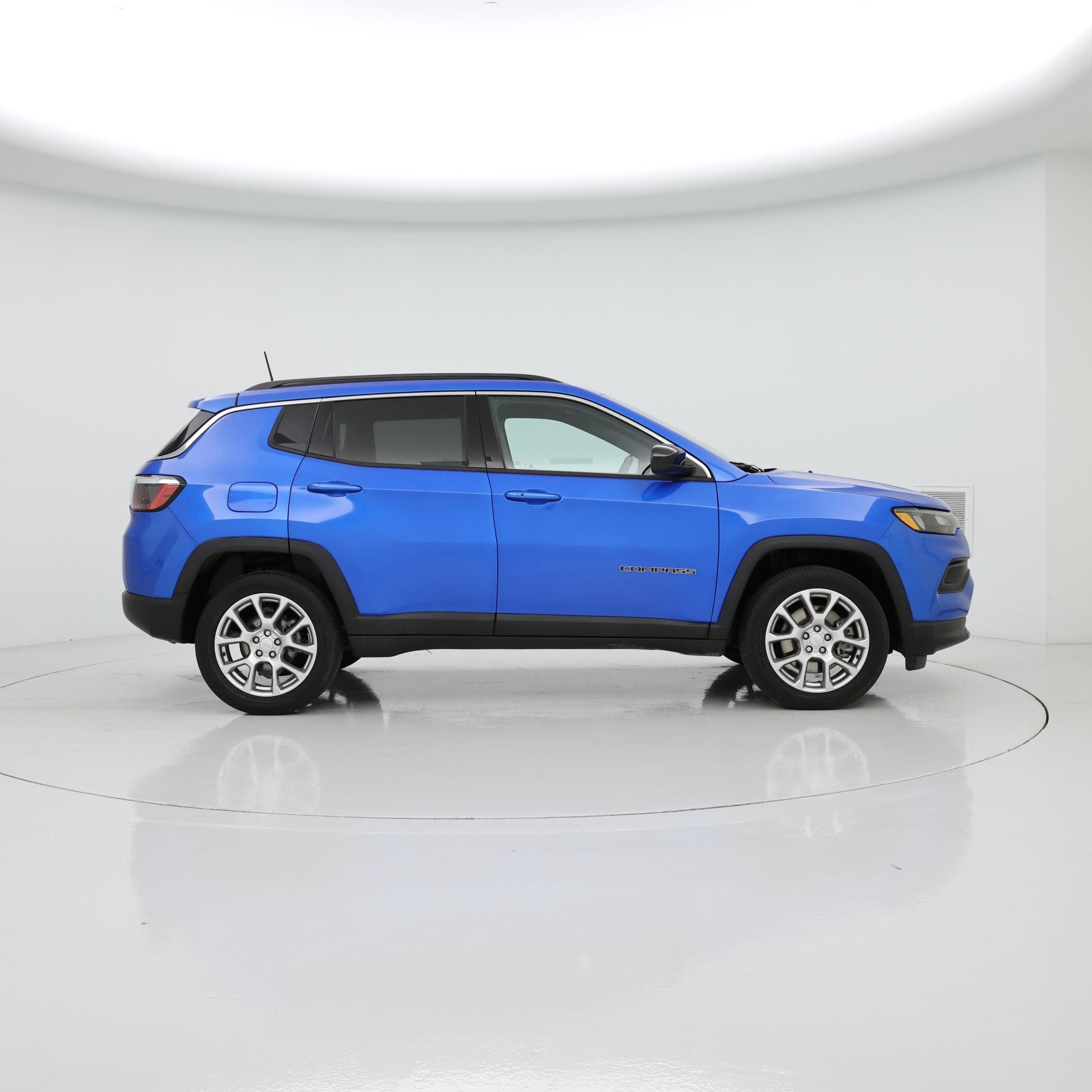 Thumbnail: 2023 Jeep Compass - 7