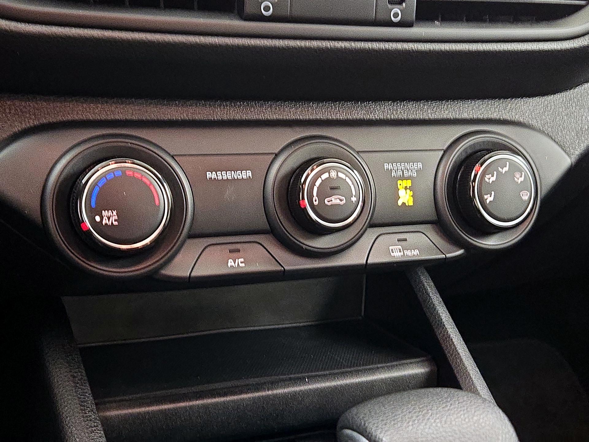 Thumbnail: 2024 Kia Forte - 14