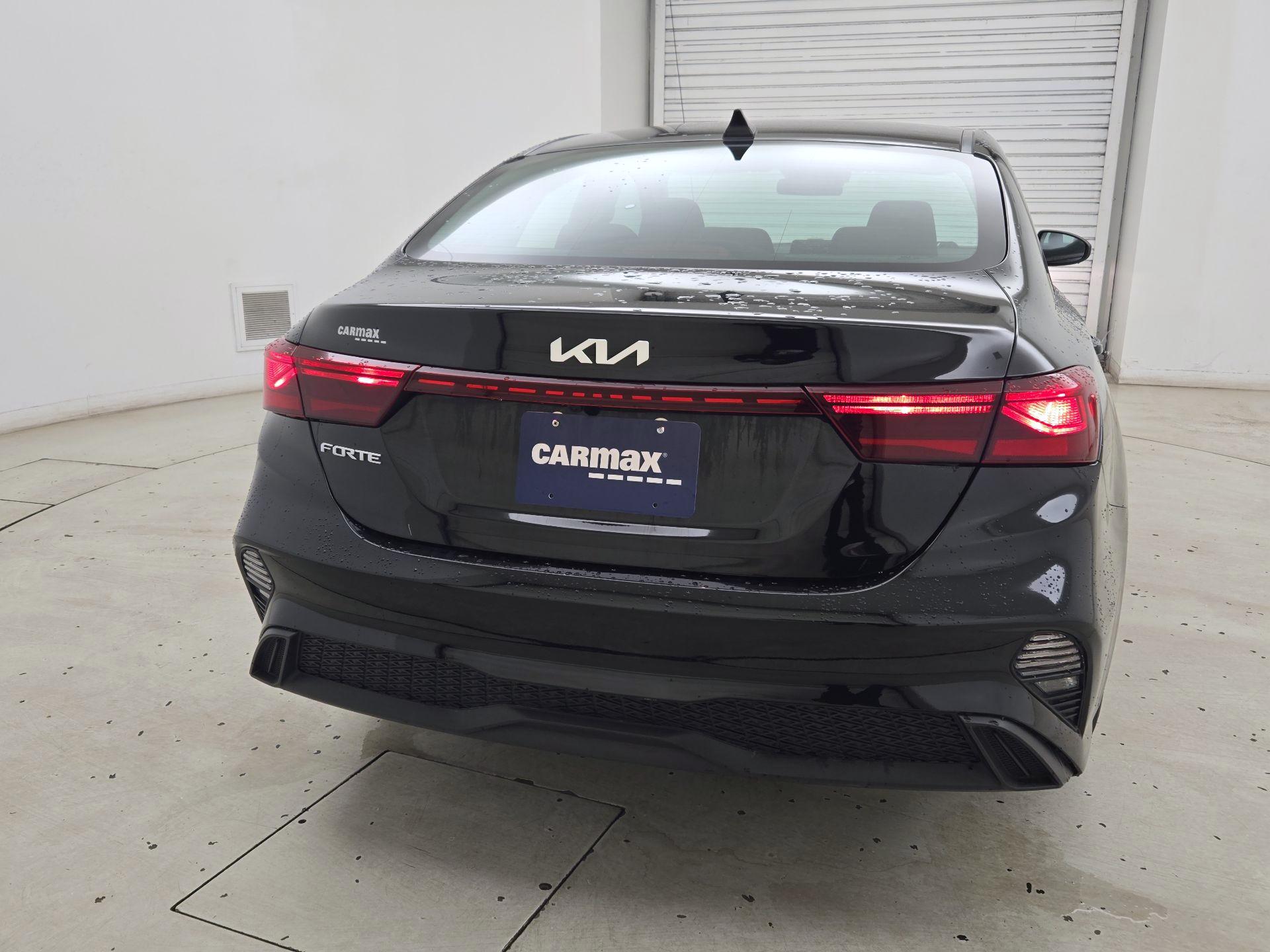 Thumbnail: 2024 Kia Forte - 6