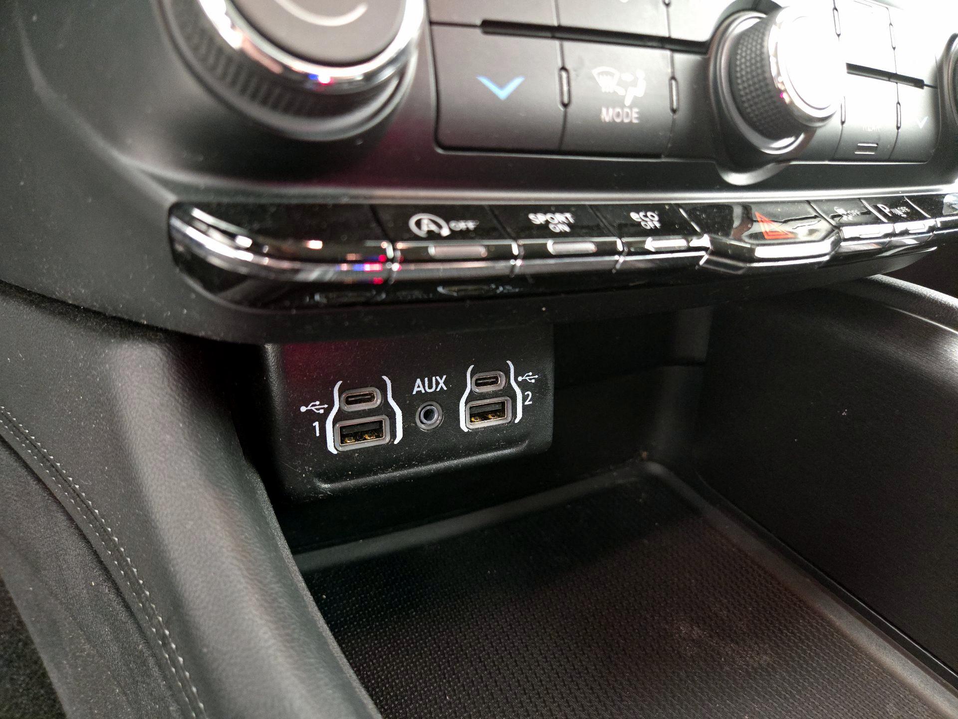 Thumbnail: 2022 Dodge Durango - 18