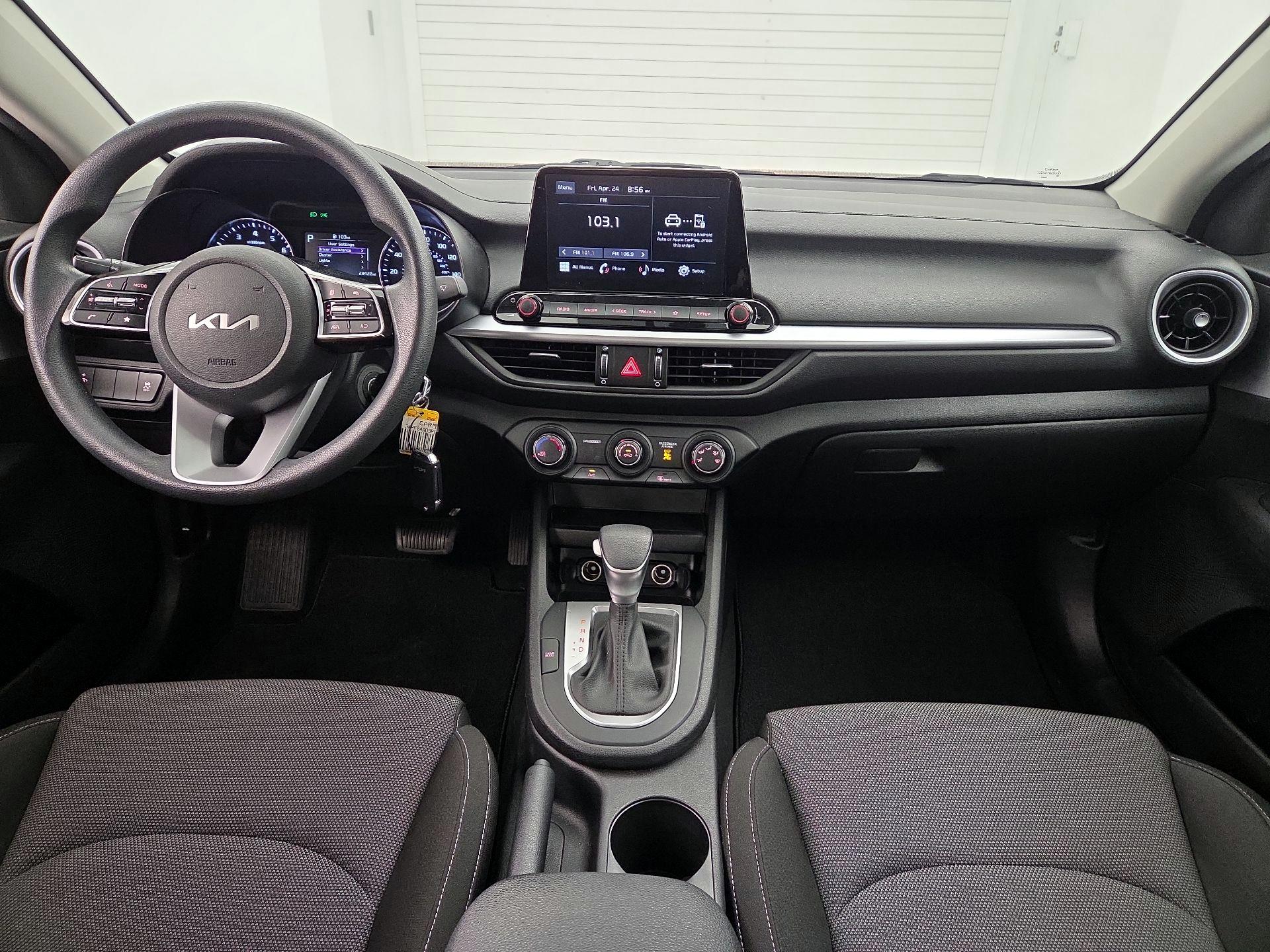 Thumbnail: 2023 Kia Forte - 9