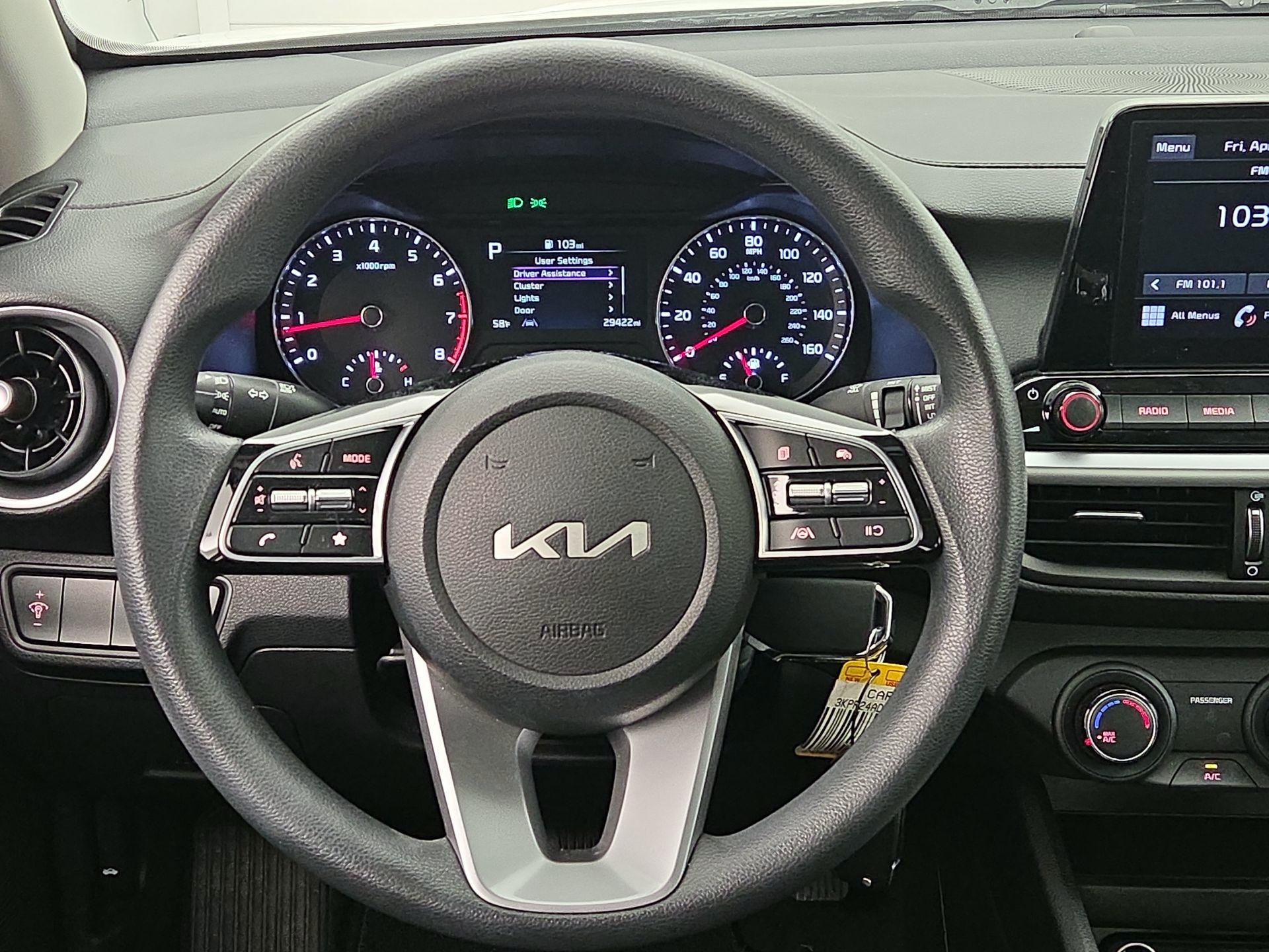 Thumbnail: 2023 Kia Forte - 10
