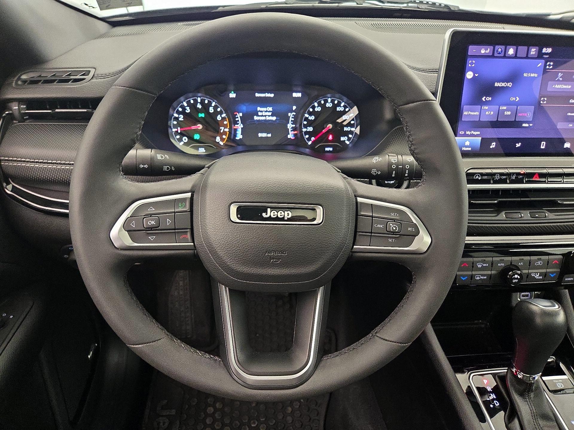 Thumbnail: 2023 Jeep Compass - 10