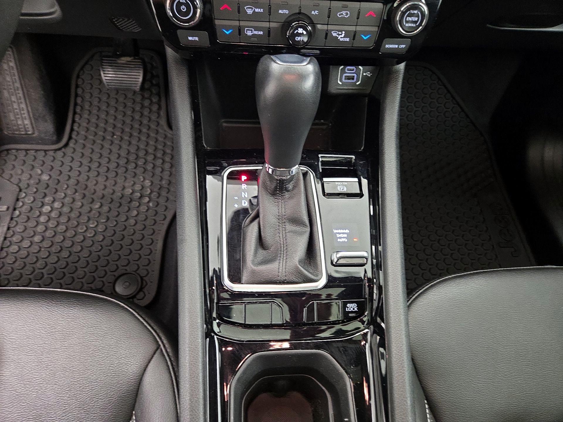 Thumbnail: 2023 Jeep Compass - 17